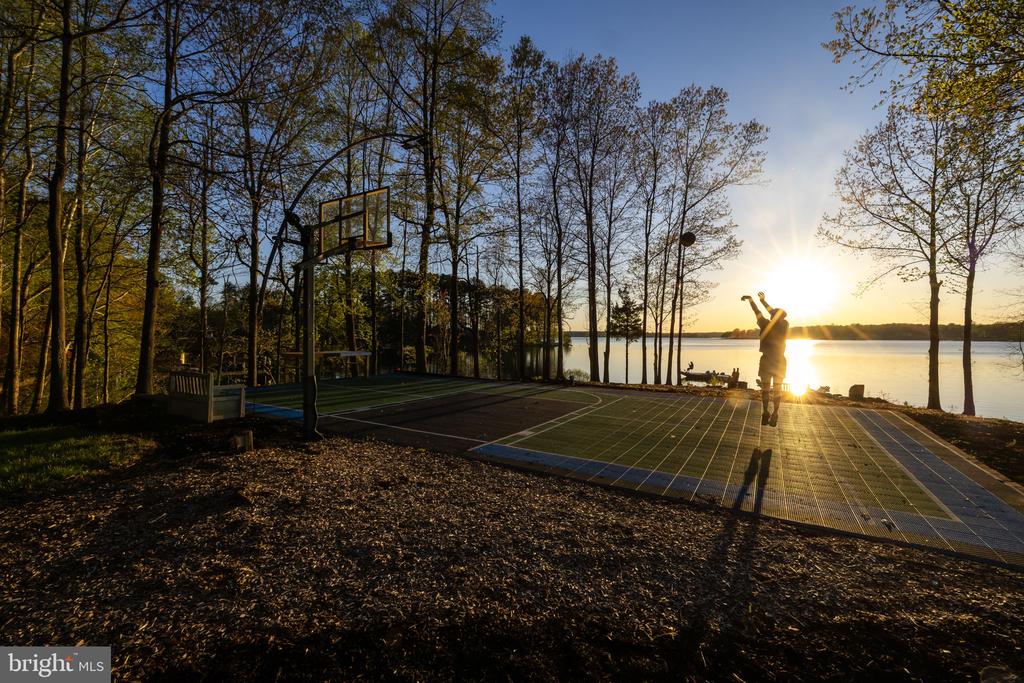 11713 WAYNE LN, BUMPASS, Virginia 23024, 5 Bedrooms Bedrooms, ,5 BathroomsBathrooms,Residential,11713 WAYNE LN,VASP2040838 MLS # VASP2040838