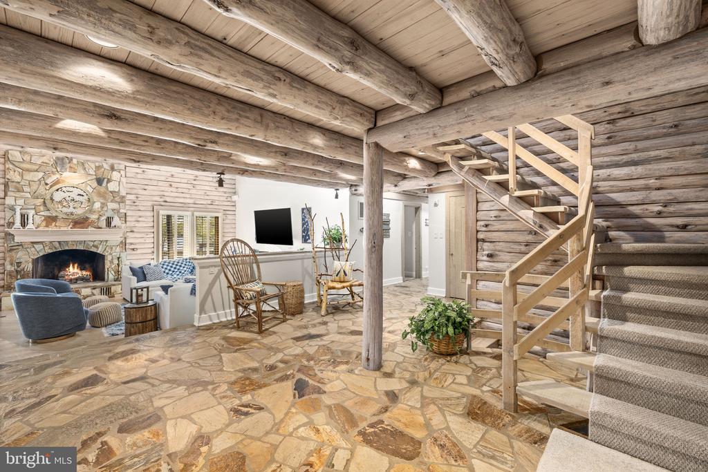 11713 WAYNE LN, BUMPASS, Virginia 23024, 5 Bedrooms Bedrooms, ,5 BathroomsBathrooms,Residential,11713 WAYNE LN,VASP2040838 MLS # VASP2040838