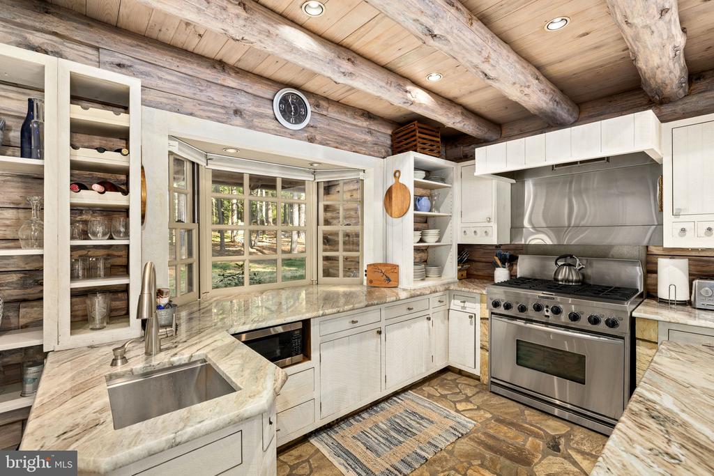 11713 WAYNE LN, BUMPASS, Virginia 23024, 5 Bedrooms Bedrooms, ,5 BathroomsBathrooms,Residential,11713 WAYNE LN,VASP2040838 MLS # VASP2040838