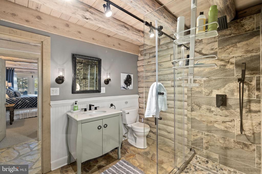 11713 WAYNE LN, BUMPASS, Virginia 23024, 5 Bedrooms Bedrooms, ,5 BathroomsBathrooms,Residential,11713 WAYNE LN,VASP2040838 MLS # VASP2040838