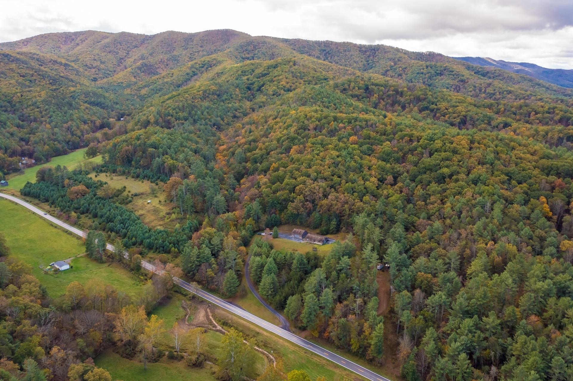 15468 HIGHLAND TPKE, HEAD WATERS, Virginia 24442, 3 Bedrooms Bedrooms, ,2 BathroomsBathrooms,Residential,15468 HIGHLAND TPKE,669998 MLS # 669998 15468 HIGHLAND TPKE, HEAD WATERS, Virginia 24442, 3 Bedrooms Bedrooms, ,2 BathroomsBathrooms,Residential,15468 HIGHLAND TPKE,669998 MLS # 669998