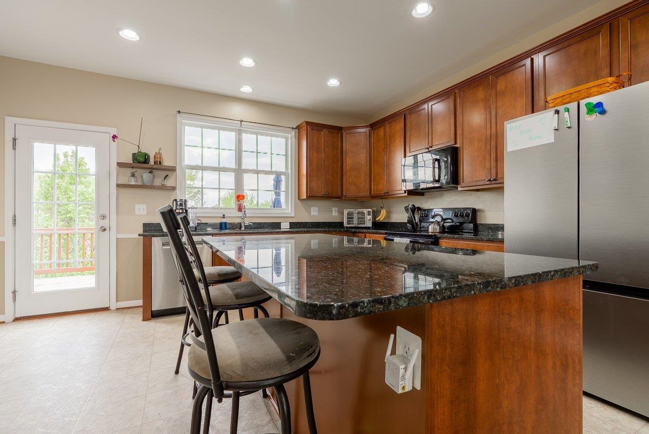 117 WILLOWSHIRE CT, WAYNESBORO, Virginia 22980, 4 Bedrooms Bedrooms, ,3 BathroomsBathrooms,Residential,117 WILLOWSHIRE CT,675484 MLS # 675484