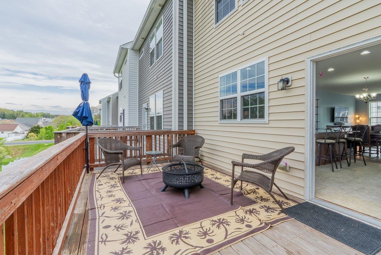 117 WILLOWSHIRE CT, WAYNESBORO, Virginia 22980, 4 Bedrooms Bedrooms, ,3 BathroomsBathrooms,Residential,117 WILLOWSHIRE CT,675484 MLS # 675484