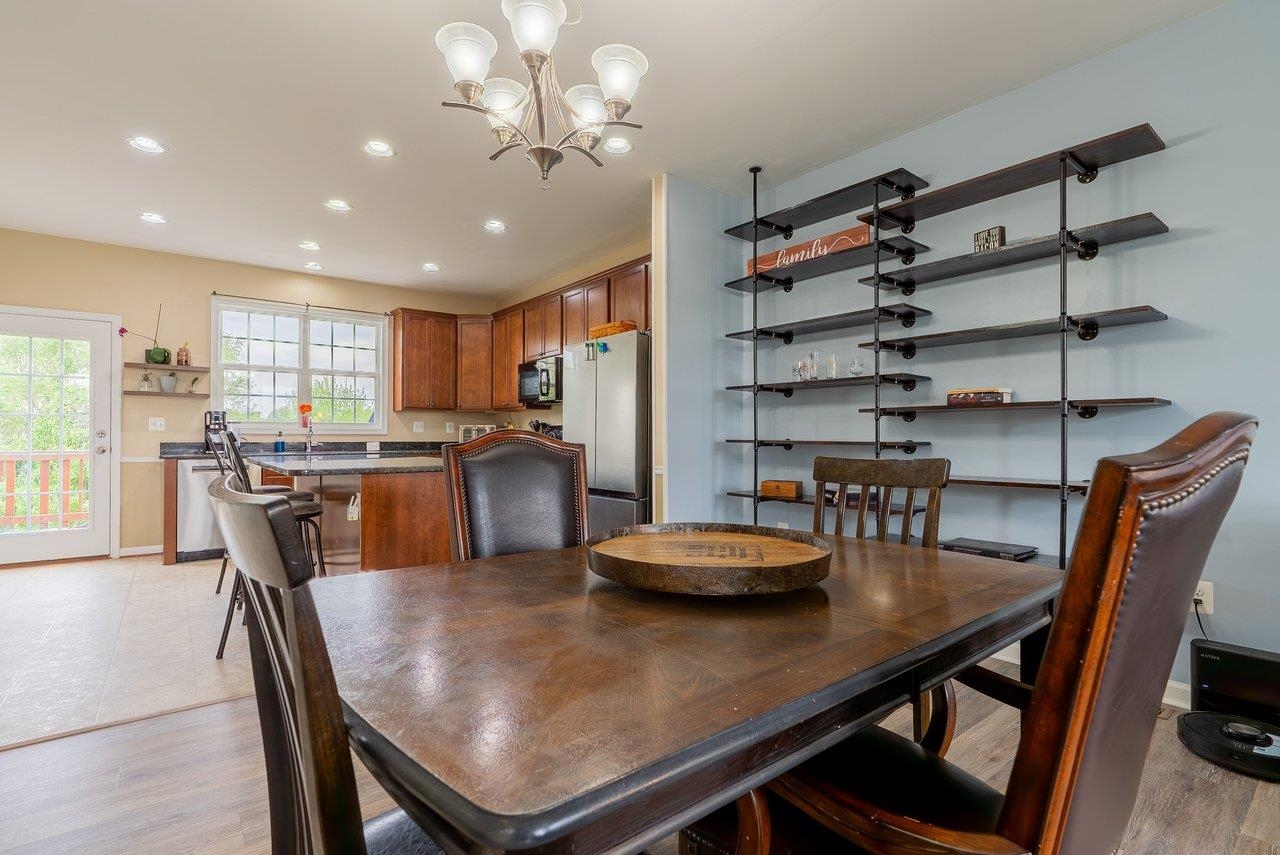 117 WILLOWSHIRE CT, WAYNESBORO, Virginia 22980, 4 Bedrooms Bedrooms, ,3 BathroomsBathrooms,Residential,117 WILLOWSHIRE CT,675484 MLS # 675484