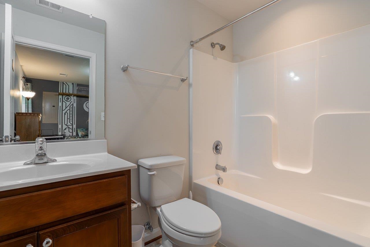 117 WILLOWSHIRE CT, WAYNESBORO, Virginia 22980, 4 Bedrooms Bedrooms, ,3 BathroomsBathrooms,Residential,117 WILLOWSHIRE CT,675484 MLS # 675484