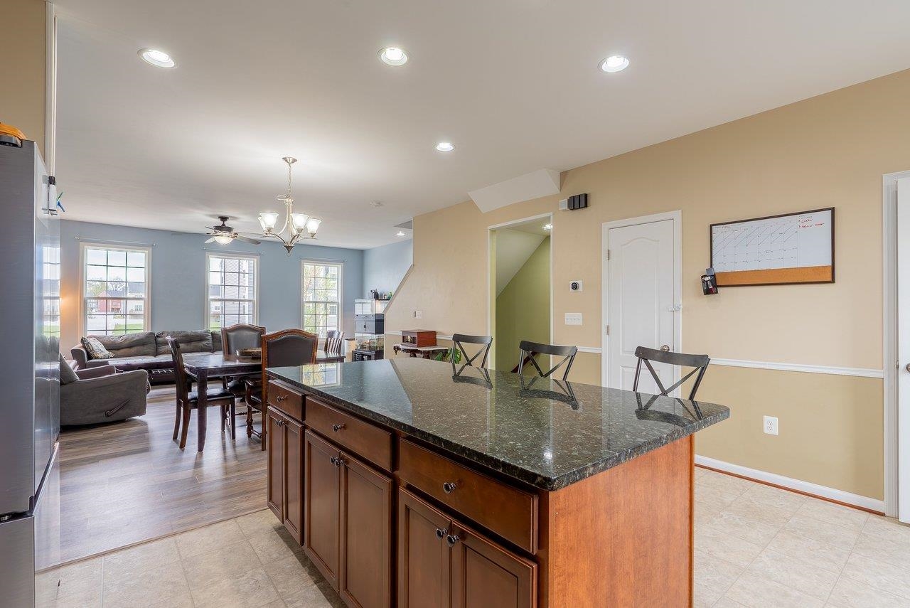 117 WILLOWSHIRE CT, WAYNESBORO, Virginia 22980, 4 Bedrooms Bedrooms, ,3 BathroomsBathrooms,Residential,117 WILLOWSHIRE CT,675484 MLS # 675484