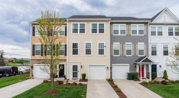 117 WILLOWSHIRE CT, WAYNESBORO, Virginia 22980, 4 Bedrooms Bedrooms, ,3 BathroomsBathrooms,Residential,117 WILLOWSHIRE CT,675484 MLS # 675484