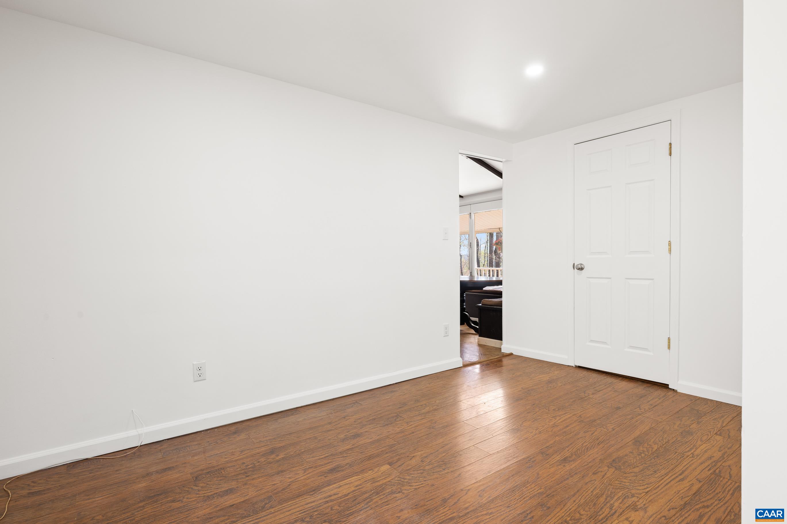 1112 RED BIRD DR, STANARDSVILLE, Virginia 22973, 2 Bedrooms Bedrooms, ,1 BathroomBathrooms,Residential,1112 RED BIRD DR,675515 MLS # 675515