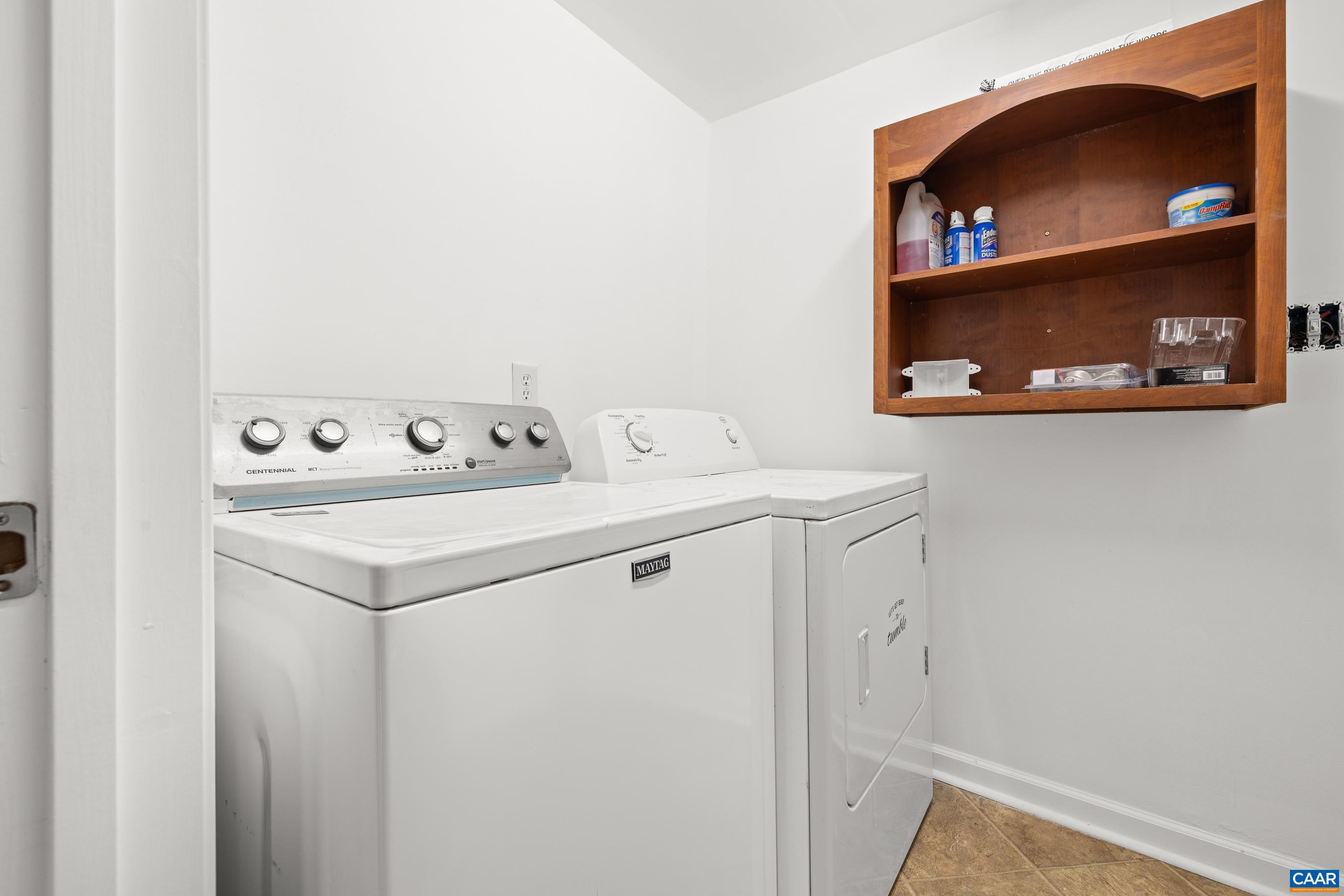 1112 RED BIRD DR, STANARDSVILLE, Virginia 22973, 2 Bedrooms Bedrooms, ,1 BathroomBathrooms,Residential,1112 RED BIRD DR,675515 MLS # 675515