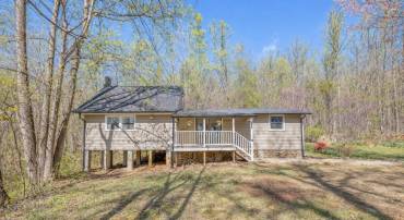 1112 RED BIRD DR, STANARDSVILLE, Virginia 22973, 2 Bedrooms Bedrooms, ,1 BathroomBathrooms,Residential,1112 RED BIRD DR,675515 MLS # 675515