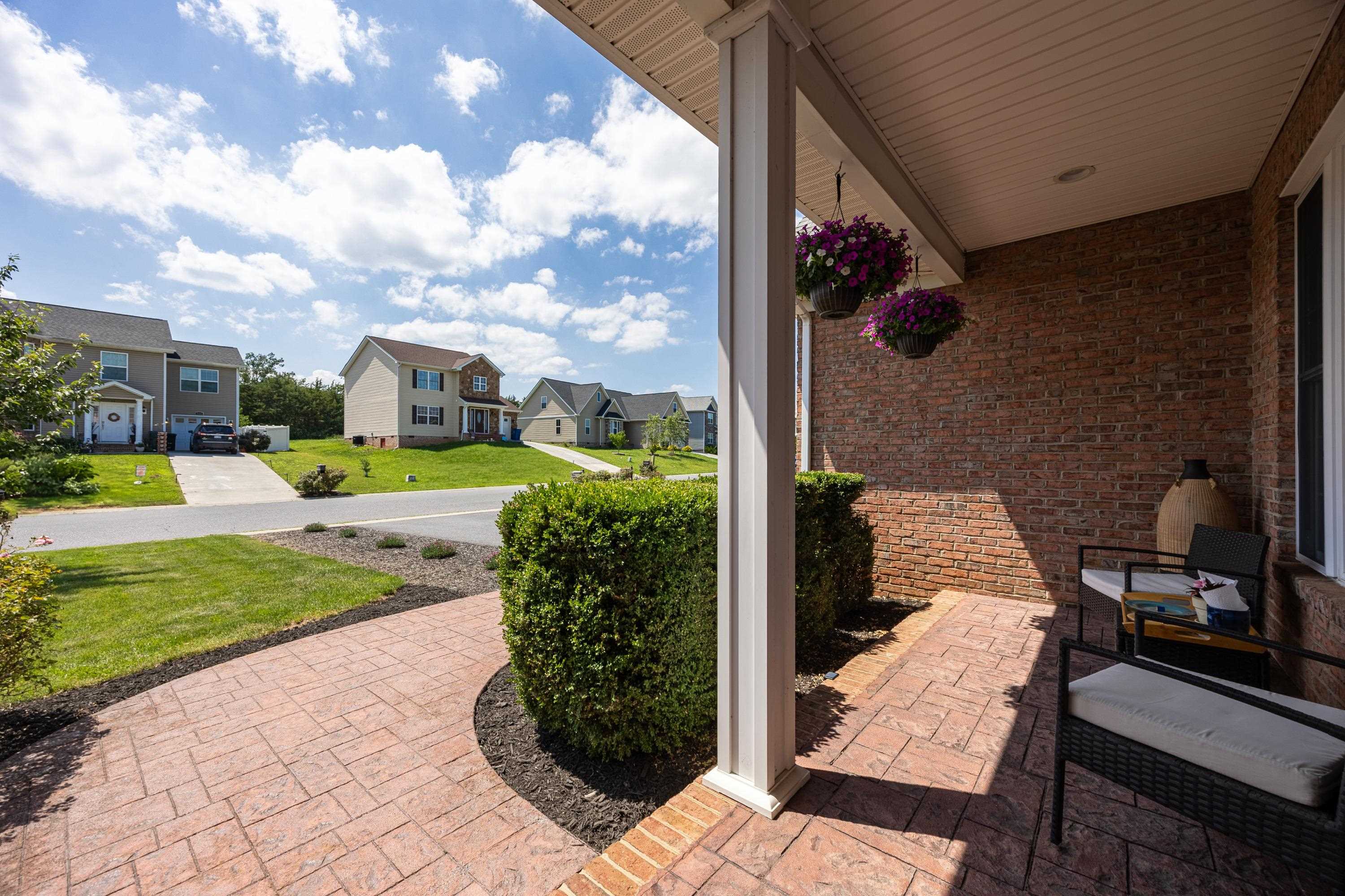 4320 WILTSHIRE ST, ROCKINGHAM, Virginia 22802, 4 Bedrooms Bedrooms, ,3 BathroomsBathrooms,Residential,4320 WILTSHIRE ST,675762 MLS # 675762 4320 WILTSHIRE ST, ROCKINGHAM, Virginia 22802, 4 Bedrooms Bedrooms, ,3 BathroomsBathrooms,Residential,4320 WILTSHIRE ST,675762 MLS # 675762