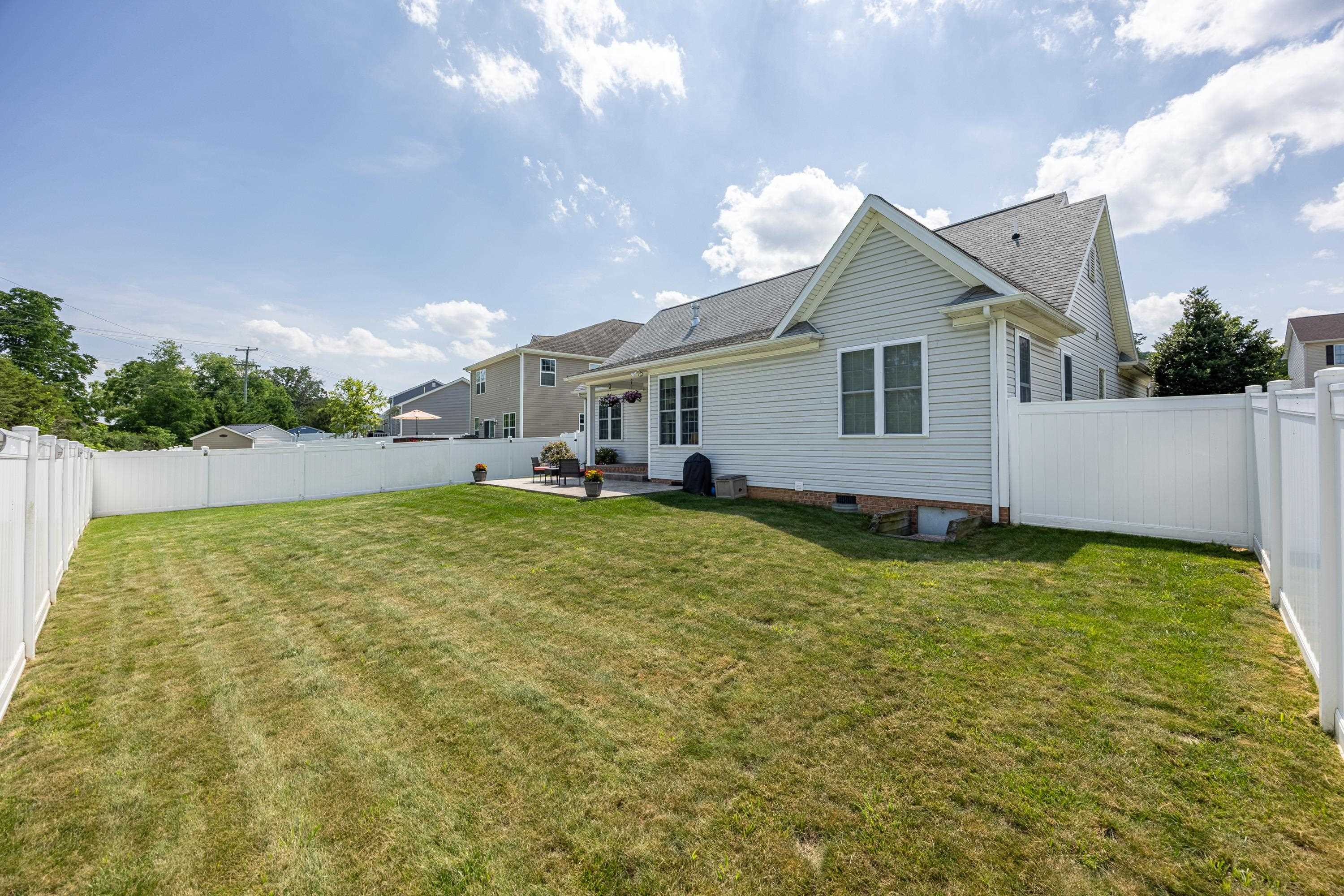 4320 WILTSHIRE ST, ROCKINGHAM, Virginia 22802, 4 Bedrooms Bedrooms, ,3 BathroomsBathrooms,Residential,4320 WILTSHIRE ST,675762 MLS # 675762 4320 WILTSHIRE ST, ROCKINGHAM, Virginia 22802, 4 Bedrooms Bedrooms, ,3 BathroomsBathrooms,Residential,4320 WILTSHIRE ST,675762 MLS # 675762