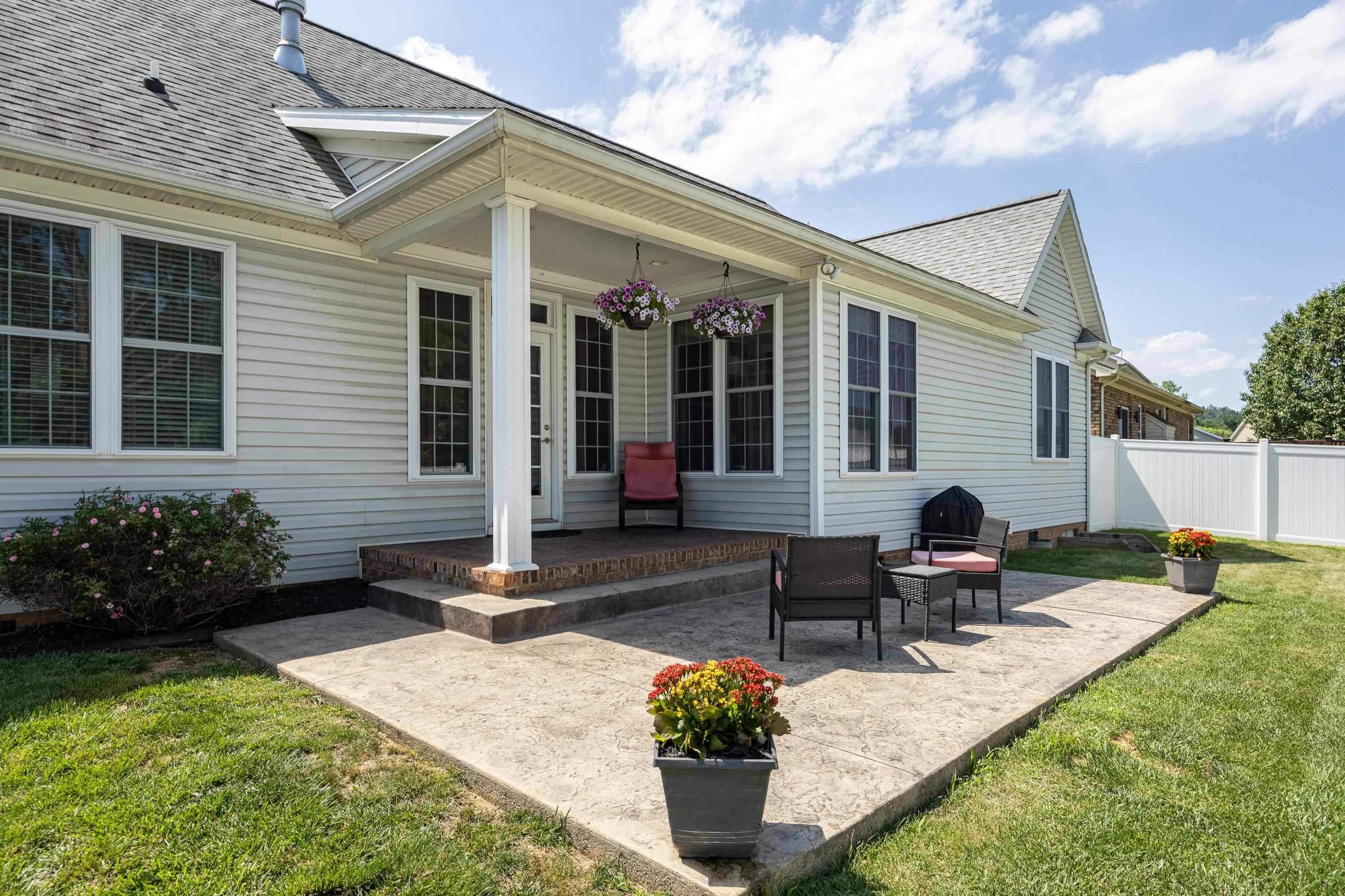 4320 WILTSHIRE ST, ROCKINGHAM, Virginia 22802, 4 Bedrooms Bedrooms, ,3 BathroomsBathrooms,Residential,4320 WILTSHIRE ST,675762 MLS # 675762 4320 WILTSHIRE ST, ROCKINGHAM, Virginia 22802, 4 Bedrooms Bedrooms, ,3 BathroomsBathrooms,Residential,4320 WILTSHIRE ST,675762 MLS # 675762