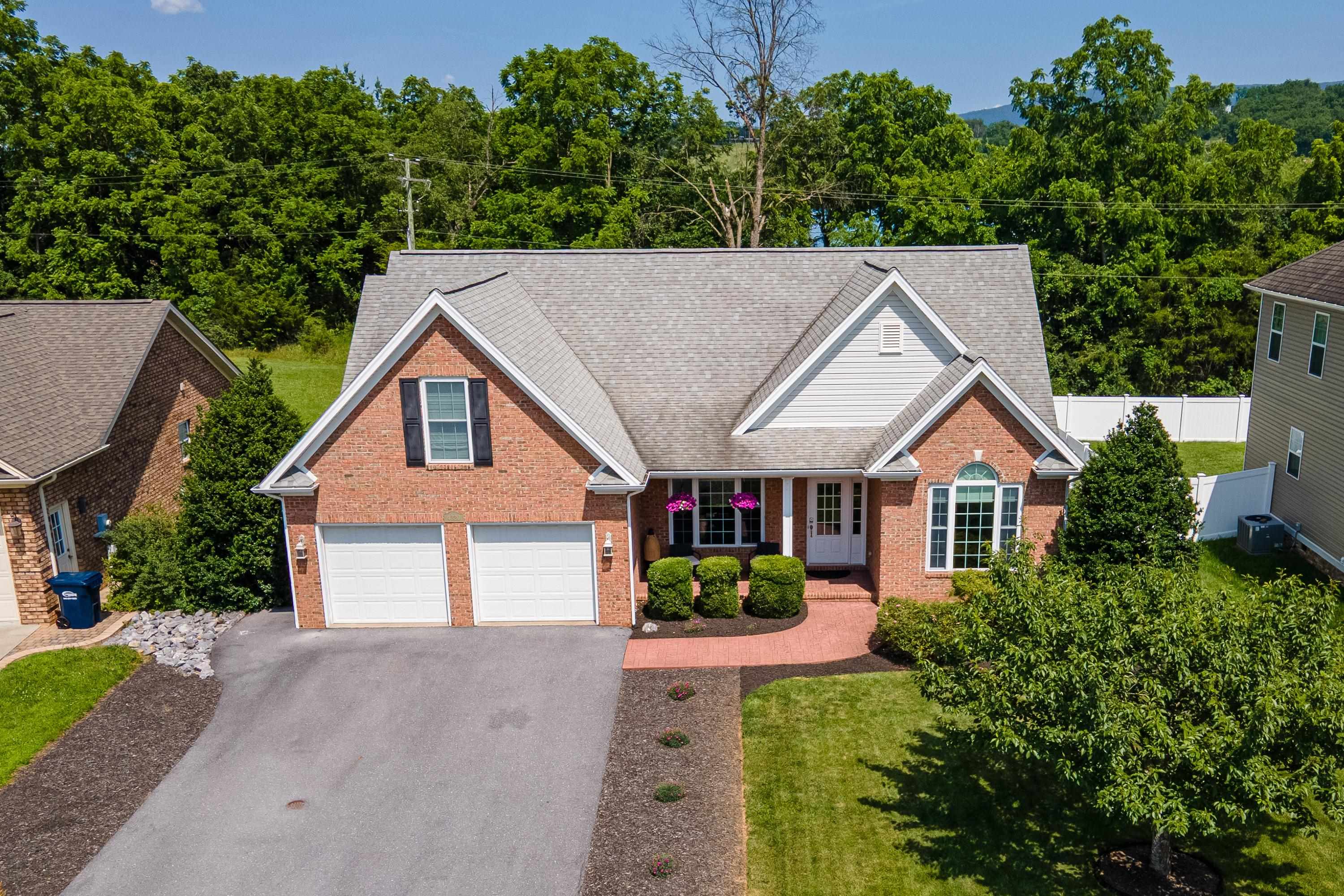 4320 WILTSHIRE ST, ROCKINGHAM, Virginia 22802, 4 Bedrooms Bedrooms, ,3 BathroomsBathrooms,Residential,4320 WILTSHIRE ST,675762 MLS # 675762 4320 WILTSHIRE ST, ROCKINGHAM, Virginia 22802, 4 Bedrooms Bedrooms, ,3 BathroomsBathrooms,Residential,4320 WILTSHIRE ST,675762 MLS # 675762