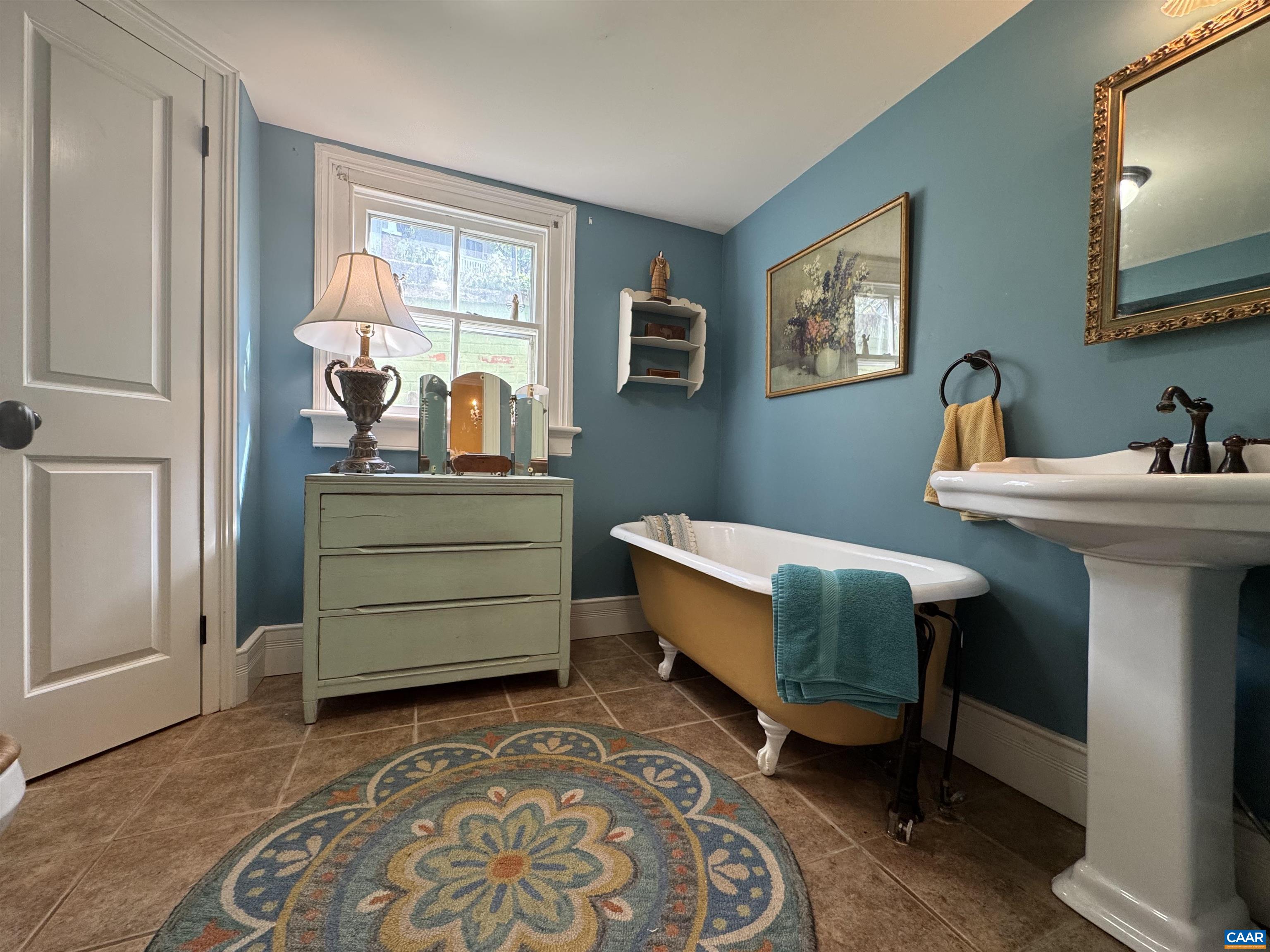 241 CHURCHVILLE AVE, STAUNTON, Virginia 24401, 4 Bedrooms Bedrooms, ,2 BathroomsBathrooms,Residential,241 CHURCHVILLE AVE,675764 MLS # 675764 241 CHURCHVILLE AVE, STAUNTON, Virginia 24401, 4 Bedrooms Bedrooms, ,2 BathroomsBathrooms,Residential,241 CHURCHVILLE AVE,675764 MLS # 675764