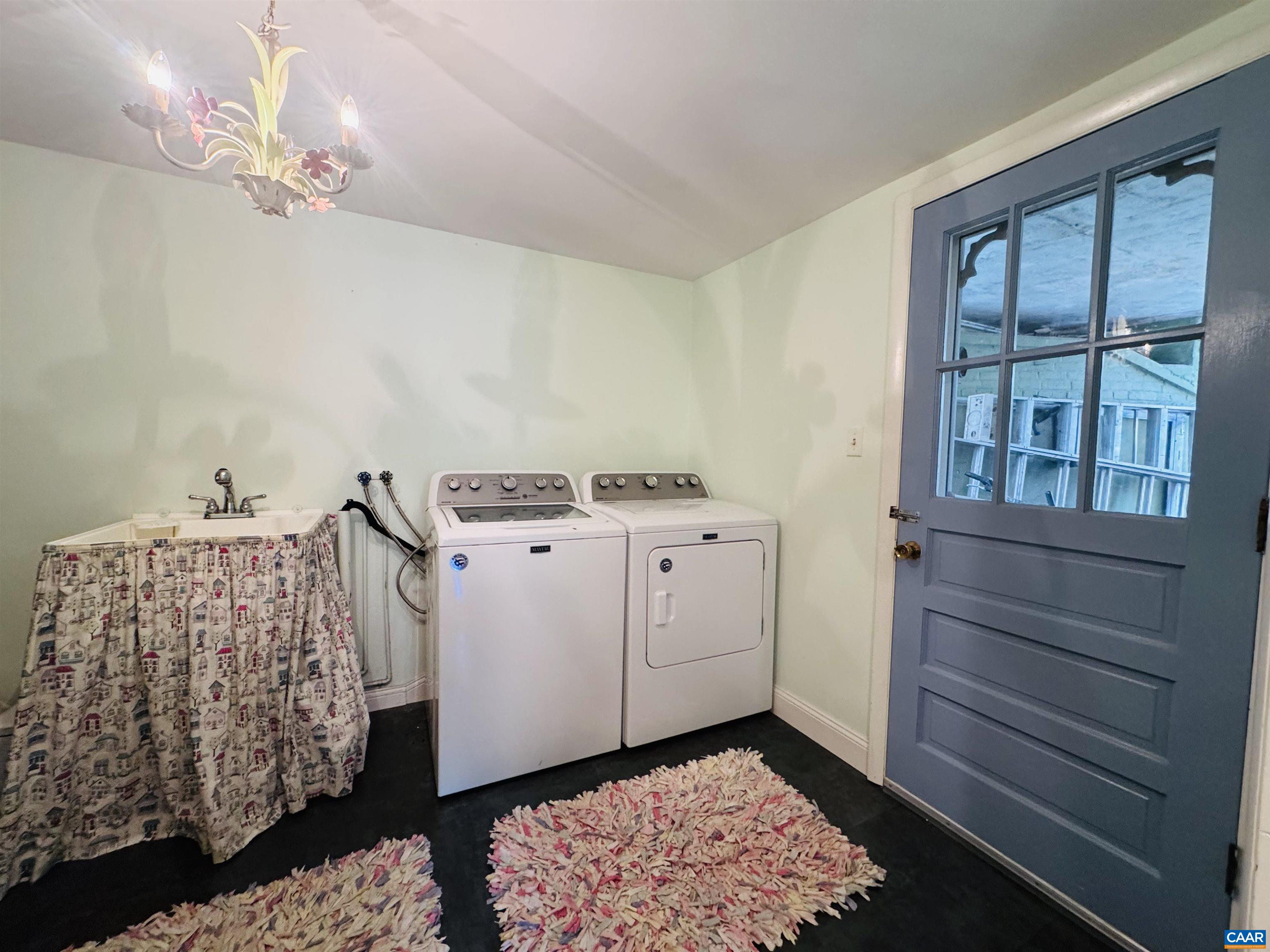 241 CHURCHVILLE AVE, STAUNTON, Virginia 24401, 4 Bedrooms Bedrooms, ,2 BathroomsBathrooms,Residential,241 CHURCHVILLE AVE,675764 MLS # 675764 241 CHURCHVILLE AVE, STAUNTON, Virginia 24401, 4 Bedrooms Bedrooms, ,2 BathroomsBathrooms,Residential,241 CHURCHVILLE AVE,675764 MLS # 675764