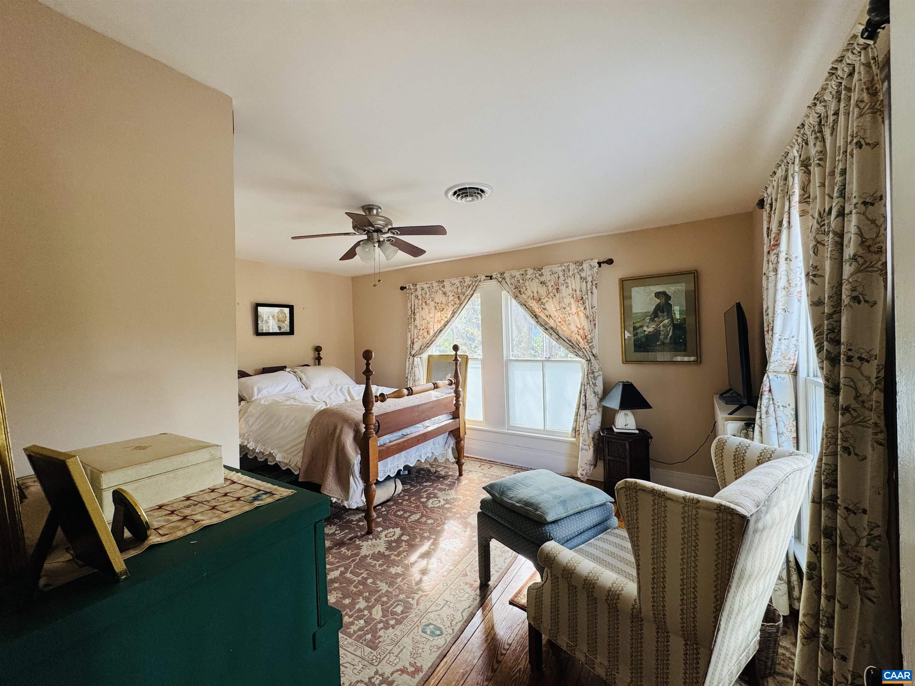 241 CHURCHVILLE AVE, STAUNTON, Virginia 24401, 4 Bedrooms Bedrooms, ,2 BathroomsBathrooms,Residential,241 CHURCHVILLE AVE,675764 MLS # 675764 241 CHURCHVILLE AVE, STAUNTON, Virginia 24401, 4 Bedrooms Bedrooms, ,2 BathroomsBathrooms,Residential,241 CHURCHVILLE AVE,675764 MLS # 675764