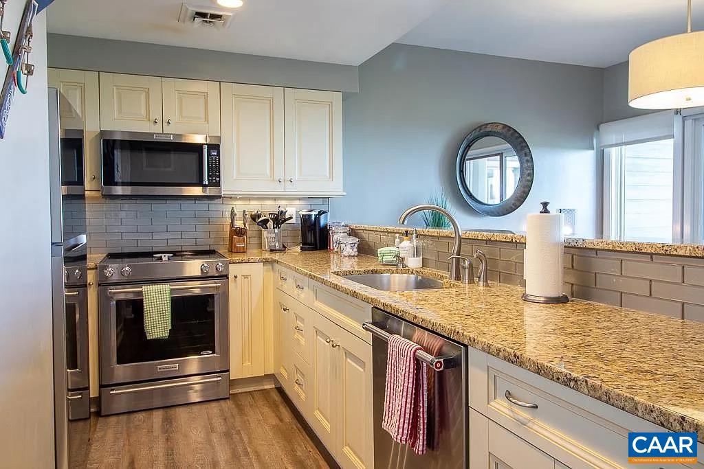 1616 OVERLOOK CONDOS, ROSELAND, Virginia 22967, 2 Bedrooms Bedrooms, ,2 BathroomsBathrooms,Residential,1616 OVERLOOK CONDOS,675769 MLS # 675769 1616 OVERLOOK CONDOS, ROSELAND, Virginia 22967, 2 Bedrooms Bedrooms, ,2 BathroomsBathrooms,Residential,1616 OVERLOOK CONDOS,675769 MLS # 675769