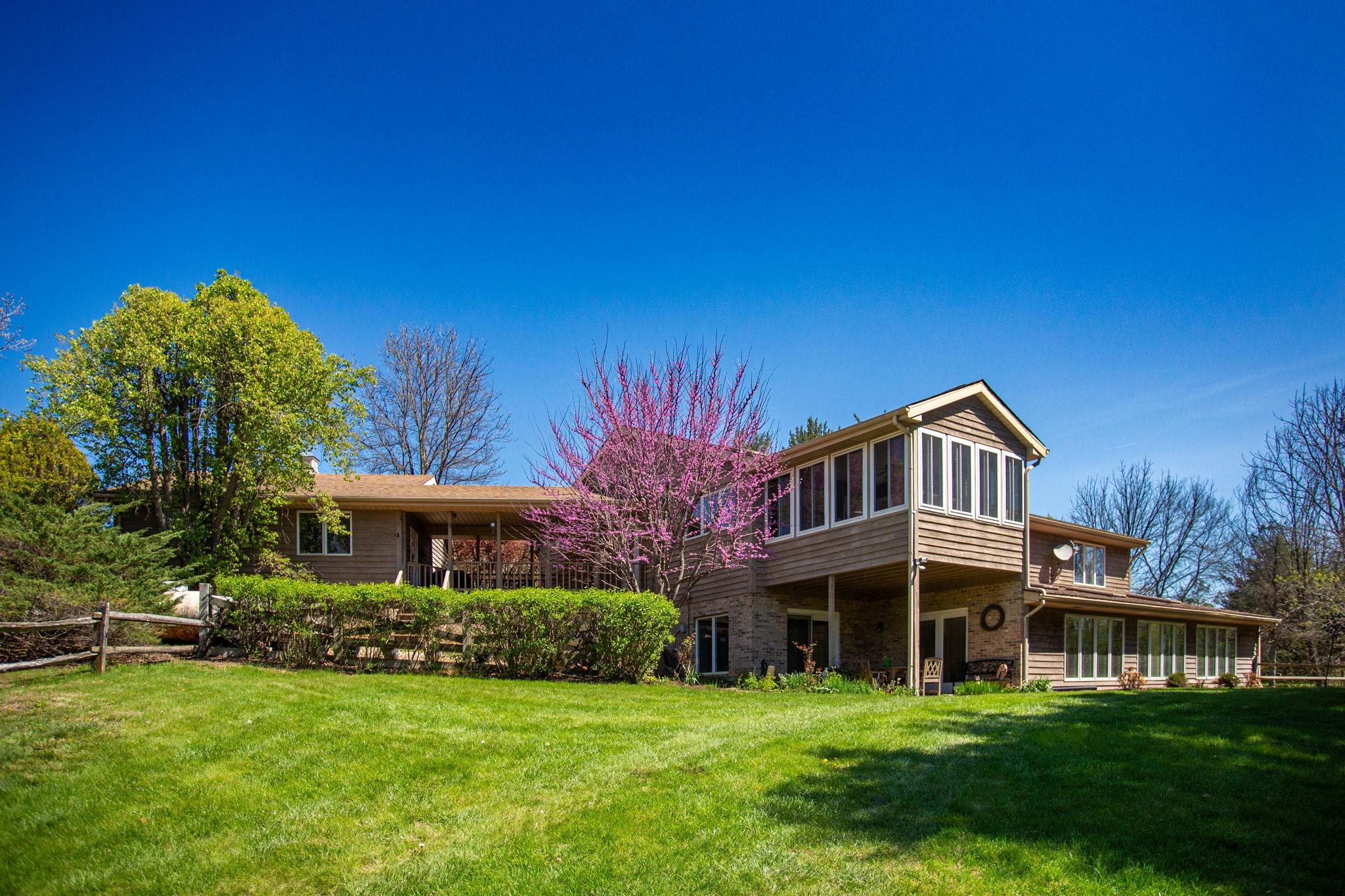 13004 INDIAN TRAIL RD, BROADWAY, Virginia 22815, 3 Bedrooms Bedrooms, ,2 BathroomsBathrooms,Residential,13004 INDIAN TRAIL RD,675774 MLS # 675774