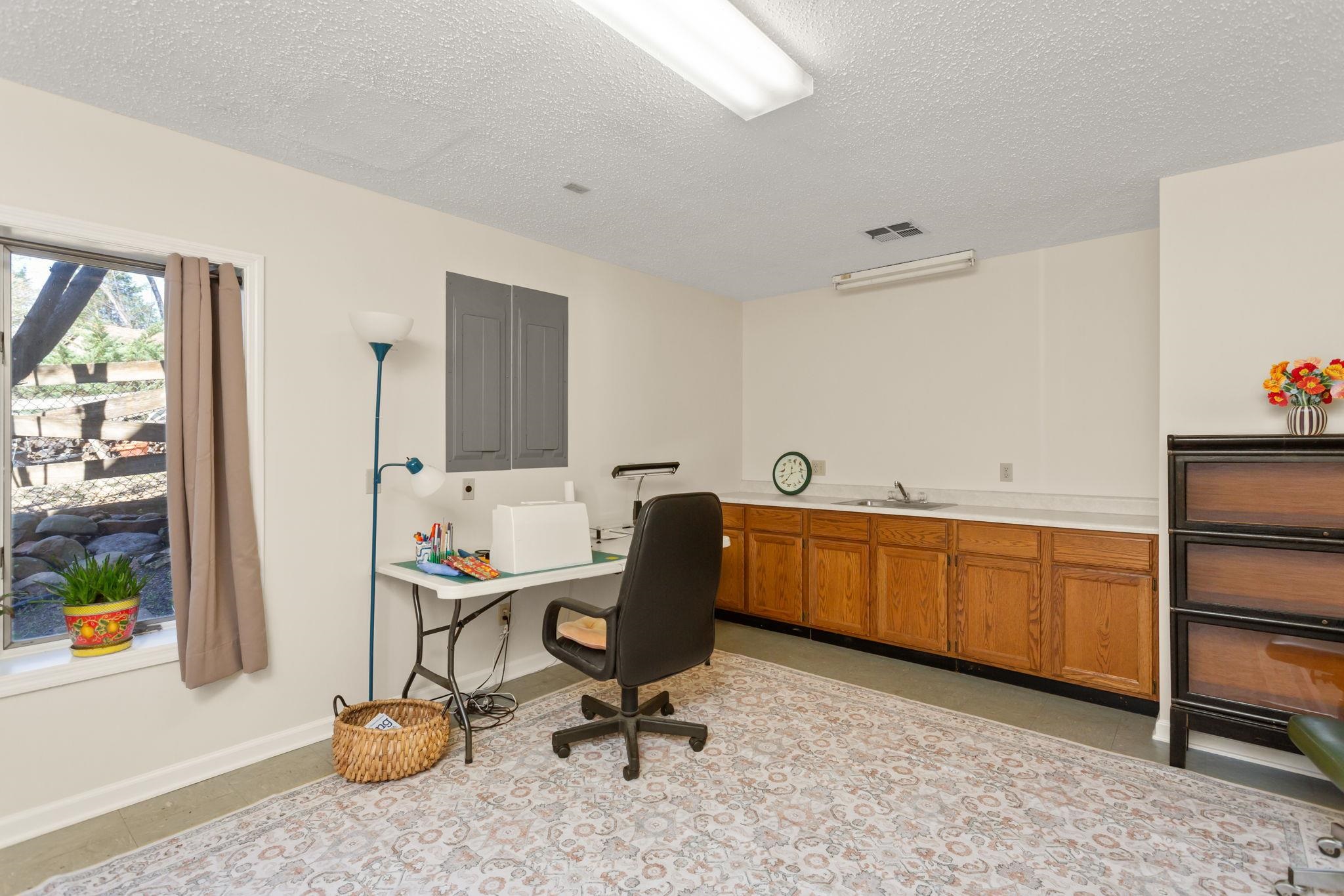 or craft room on the terrace level.