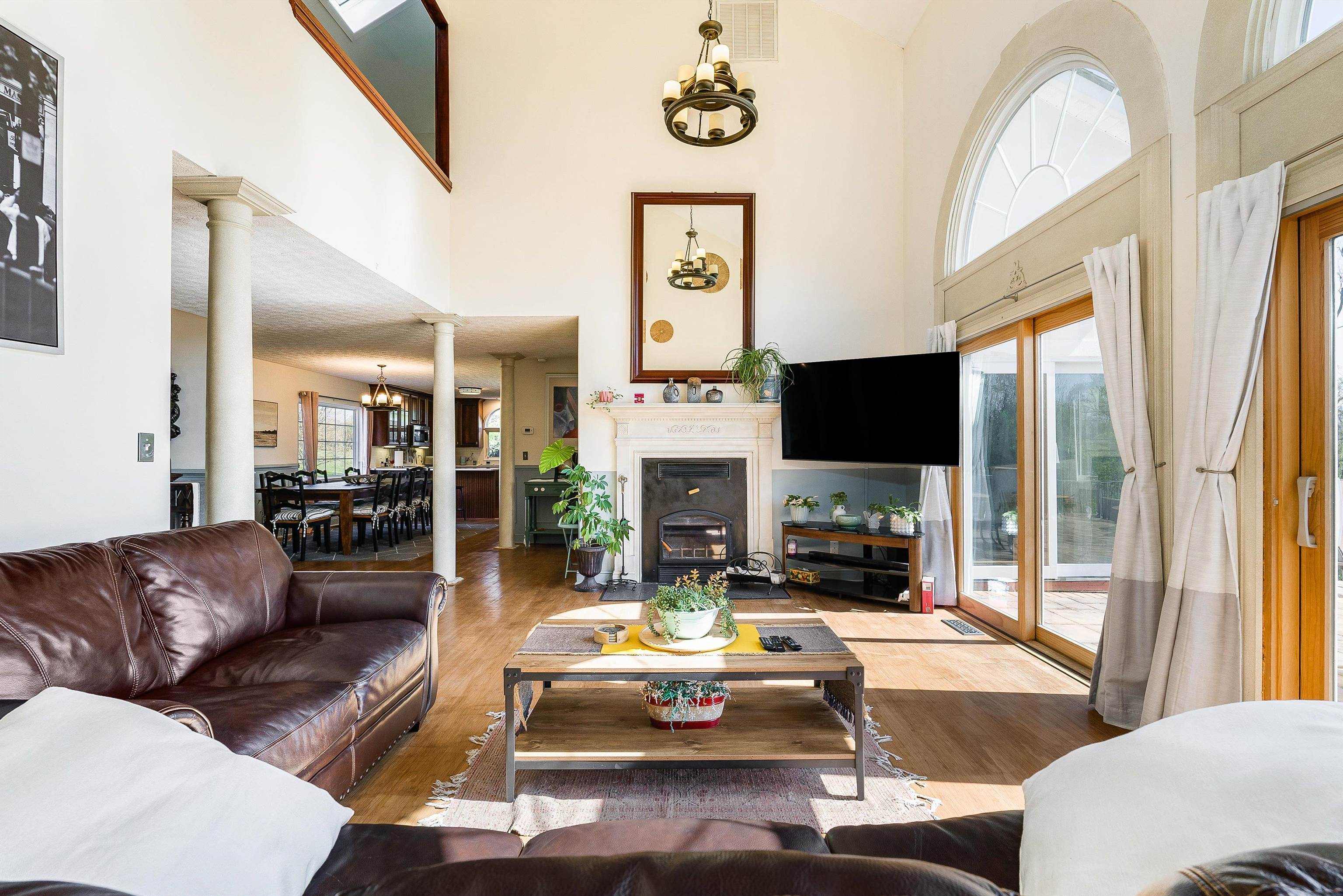 1335 COURTNEY LN, ELKTON, Virginia 22827, 6 Bedrooms Bedrooms, ,4 BathroomsBathrooms,Residential,1335 COURTNEY LN,675776 MLS # 675776