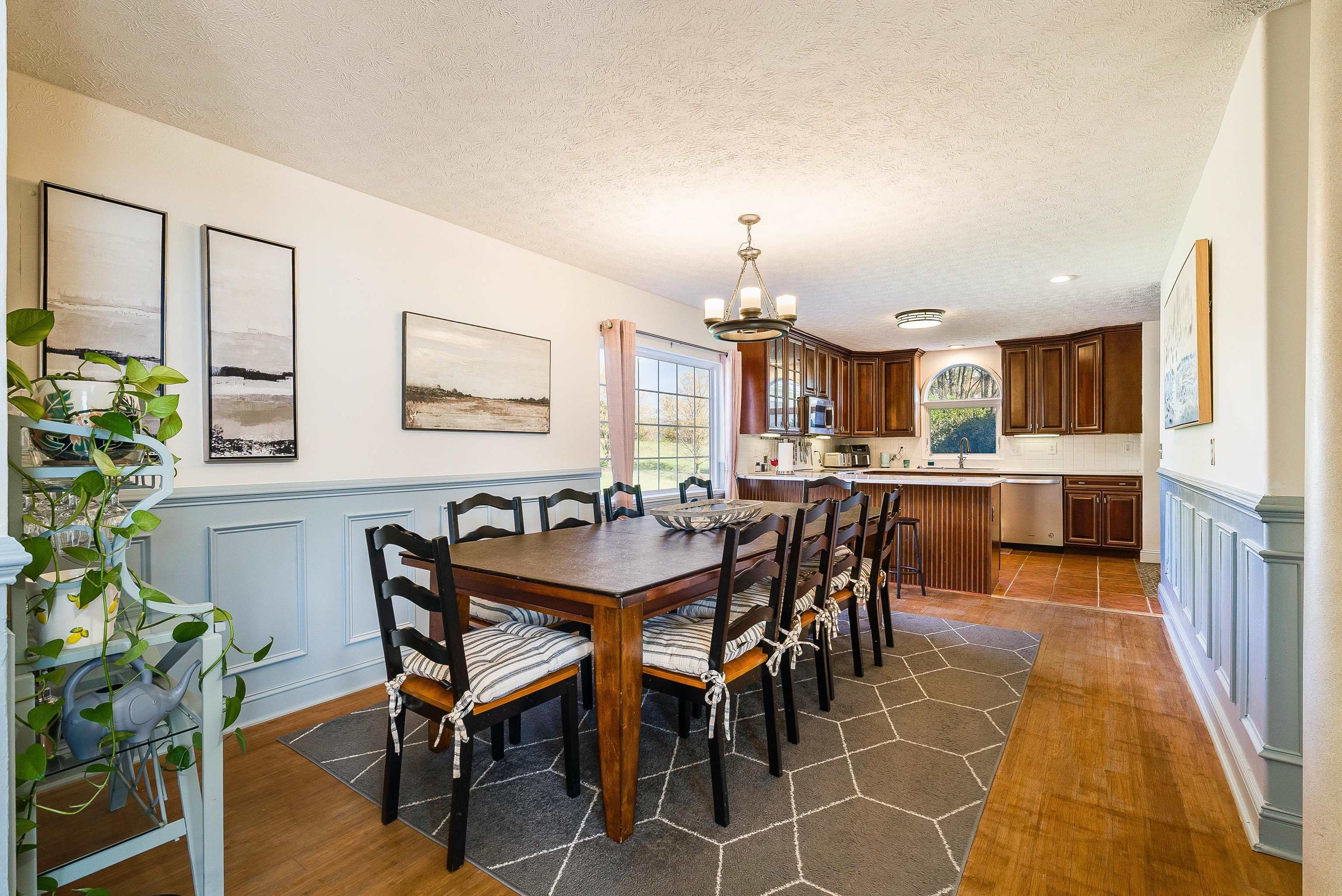 1335 COURTNEY LN, ELKTON, Virginia 22827, 6 Bedrooms Bedrooms, ,4 BathroomsBathrooms,Residential,1335 COURTNEY LN,675776 MLS # 675776