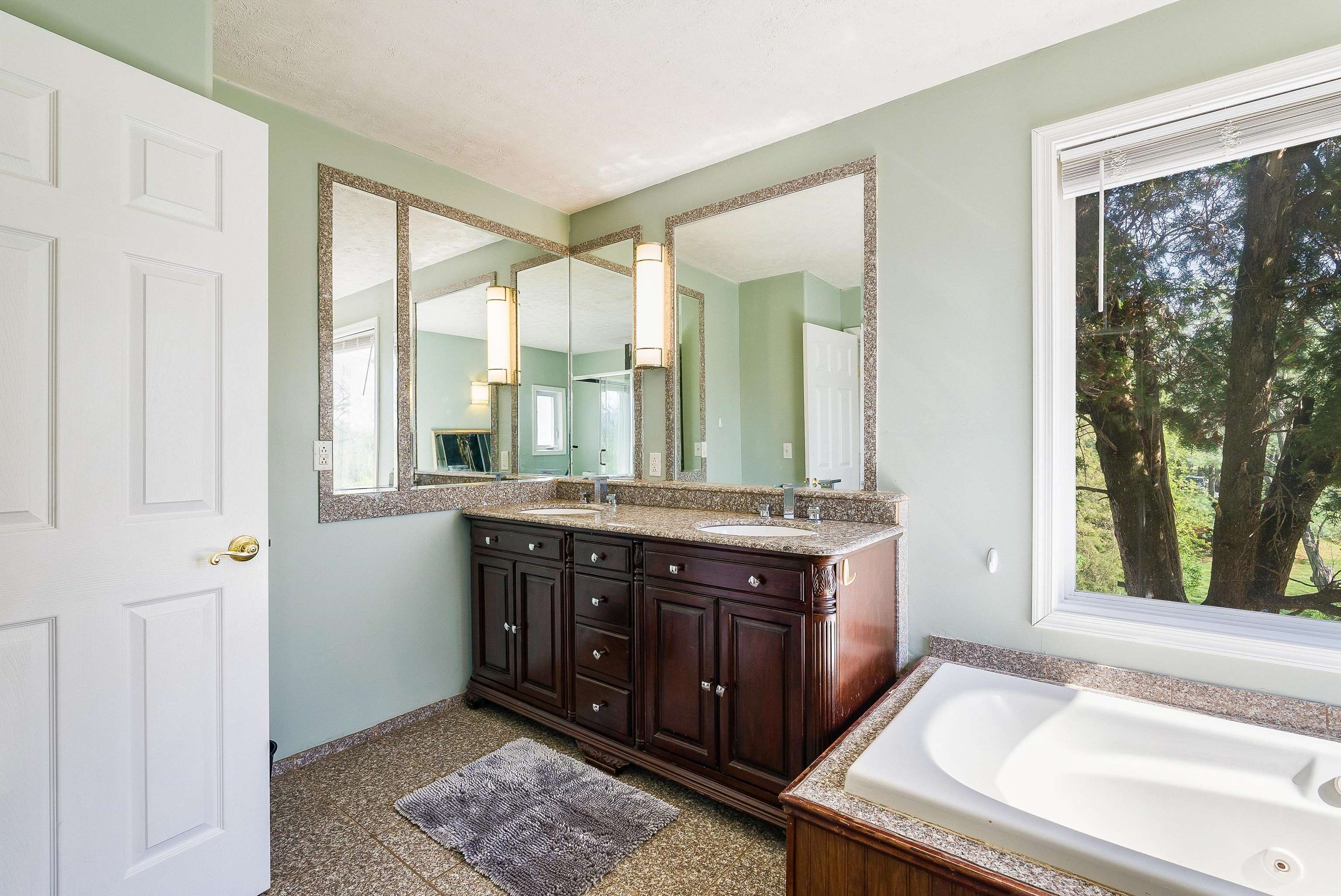 1335 COURTNEY LN, ELKTON, Virginia 22827, 6 Bedrooms Bedrooms, ,4 BathroomsBathrooms,Residential,1335 COURTNEY LN,675776 MLS # 675776