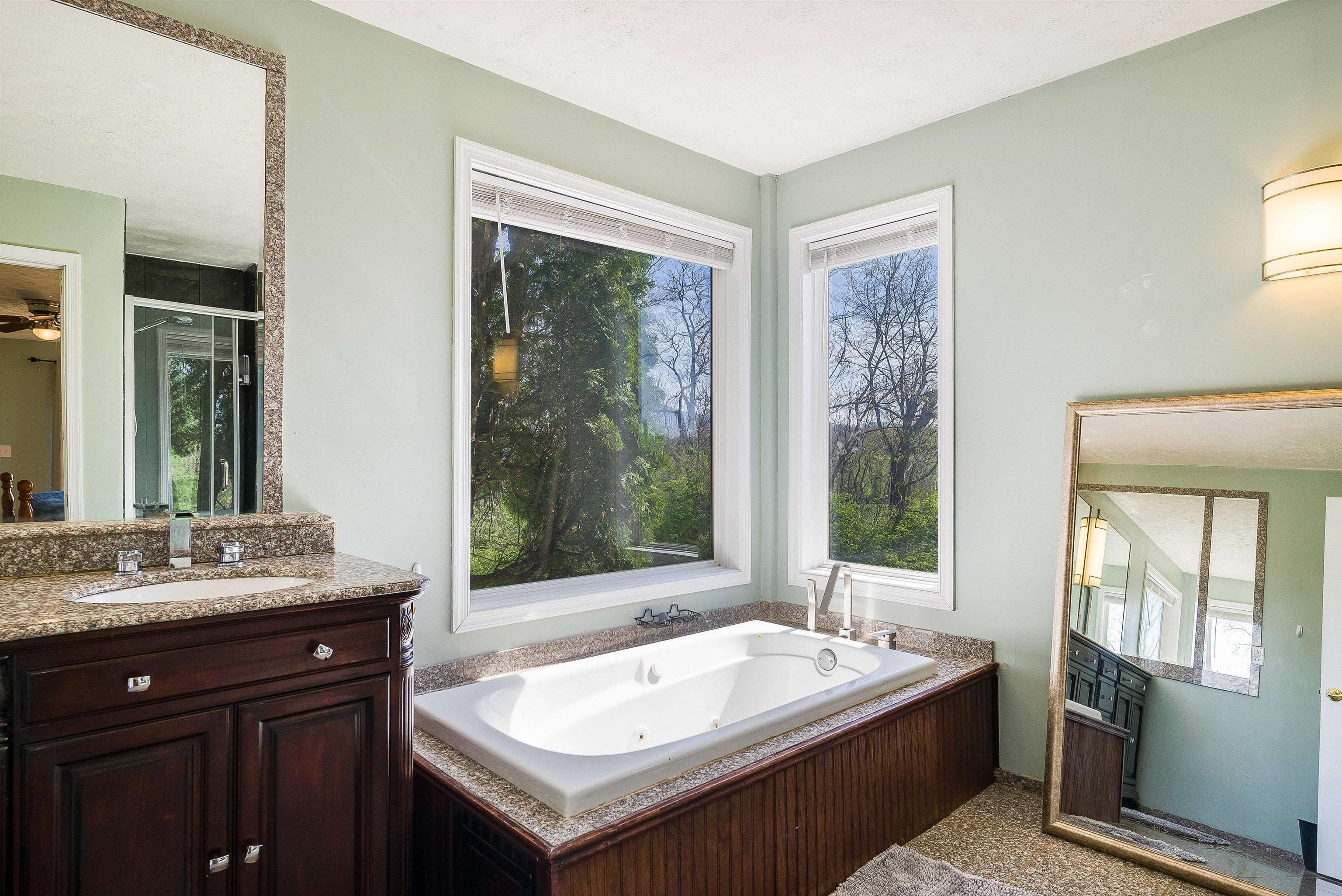 1335 COURTNEY LN, ELKTON, Virginia 22827, 6 Bedrooms Bedrooms, ,4 BathroomsBathrooms,Residential,1335 COURTNEY LN,675776 MLS # 675776