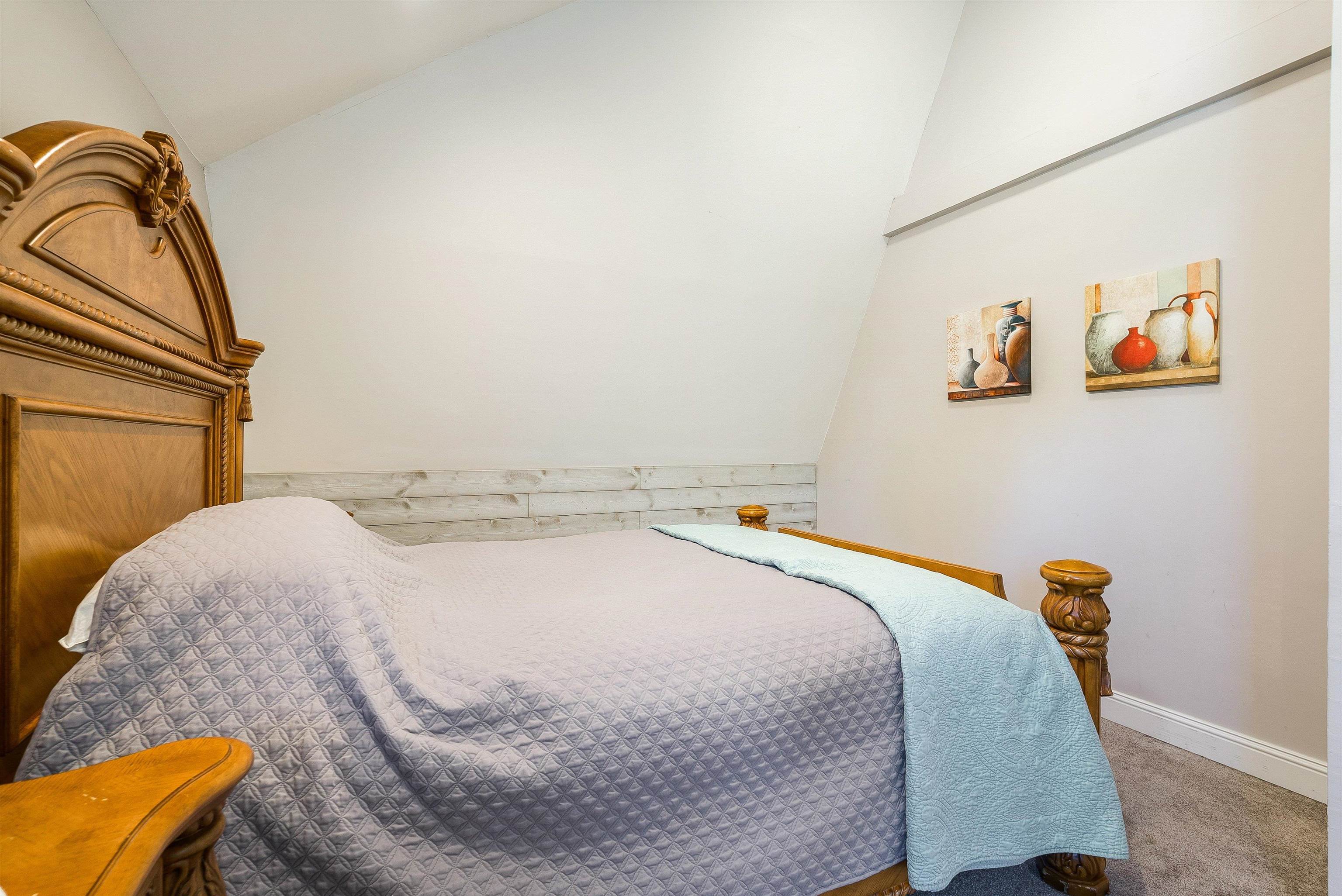 1335 COURTNEY LN, ELKTON, Virginia 22827, 6 Bedrooms Bedrooms, ,4 BathroomsBathrooms,Residential,1335 COURTNEY LN,675776 MLS # 675776