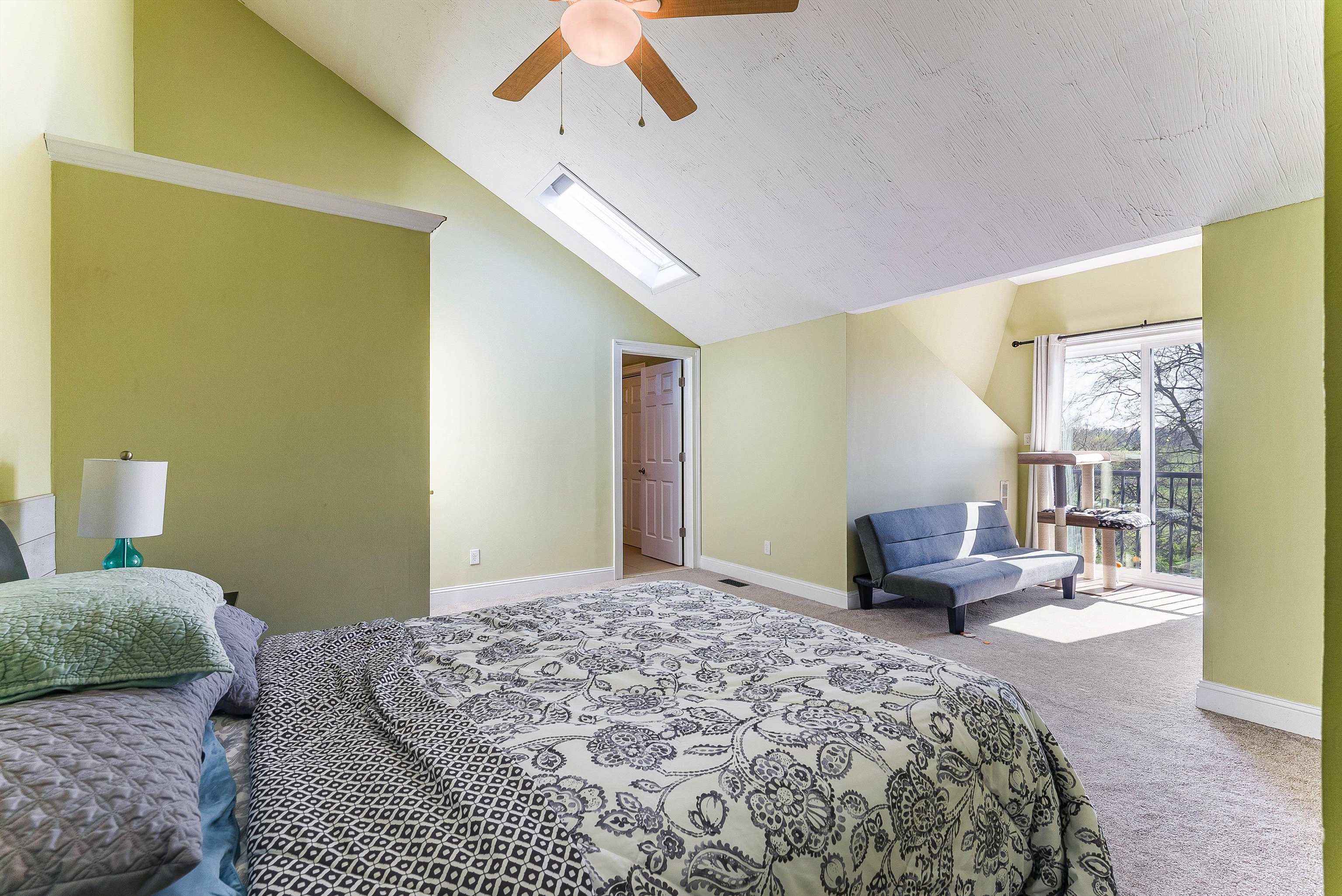 1335 COURTNEY LN, ELKTON, Virginia 22827, 6 Bedrooms Bedrooms, ,4 BathroomsBathrooms,Residential,1335 COURTNEY LN,675776 MLS # 675776