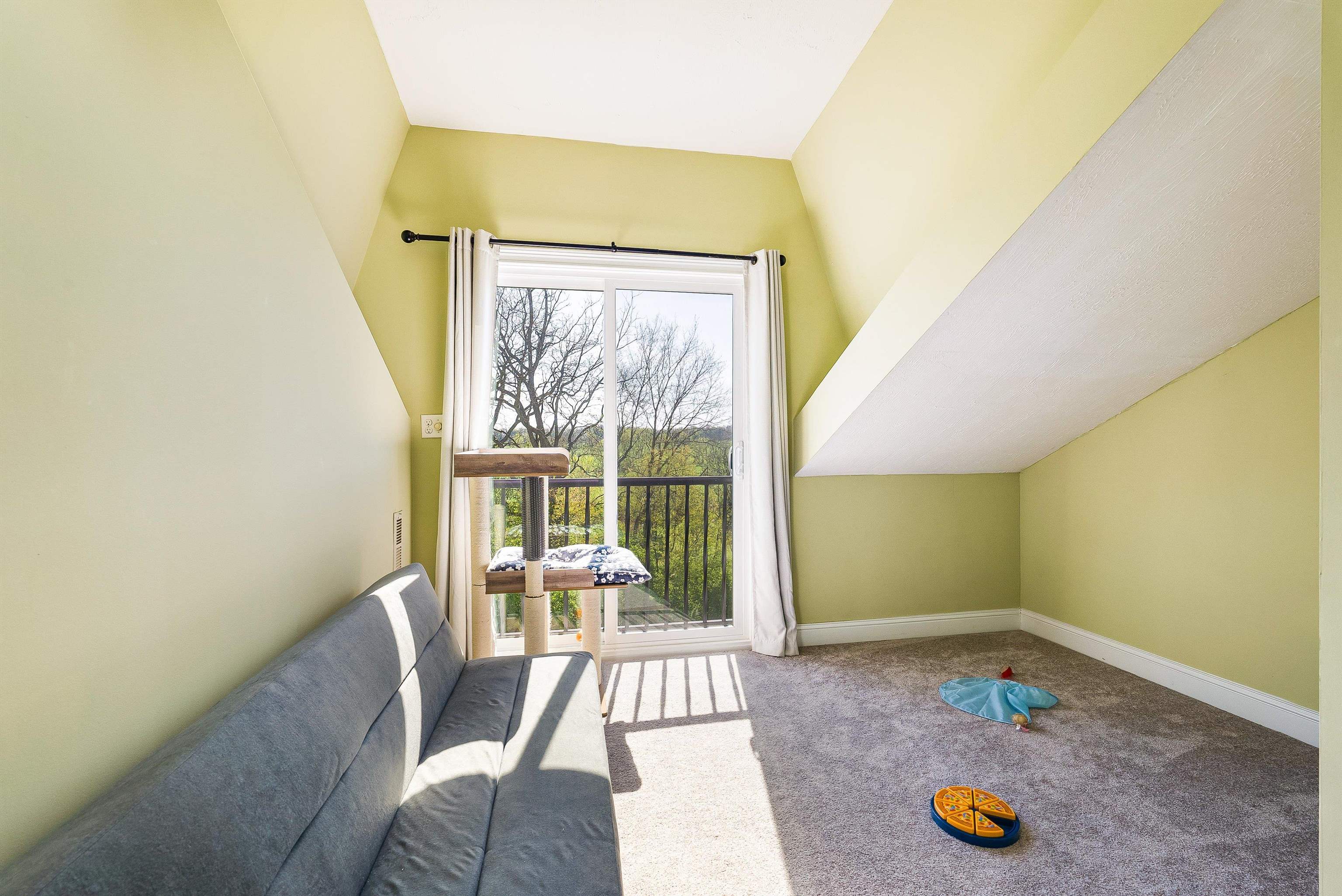 1335 COURTNEY LN, ELKTON, Virginia 22827, 6 Bedrooms Bedrooms, ,4 BathroomsBathrooms,Residential,1335 COURTNEY LN,675776 MLS # 675776