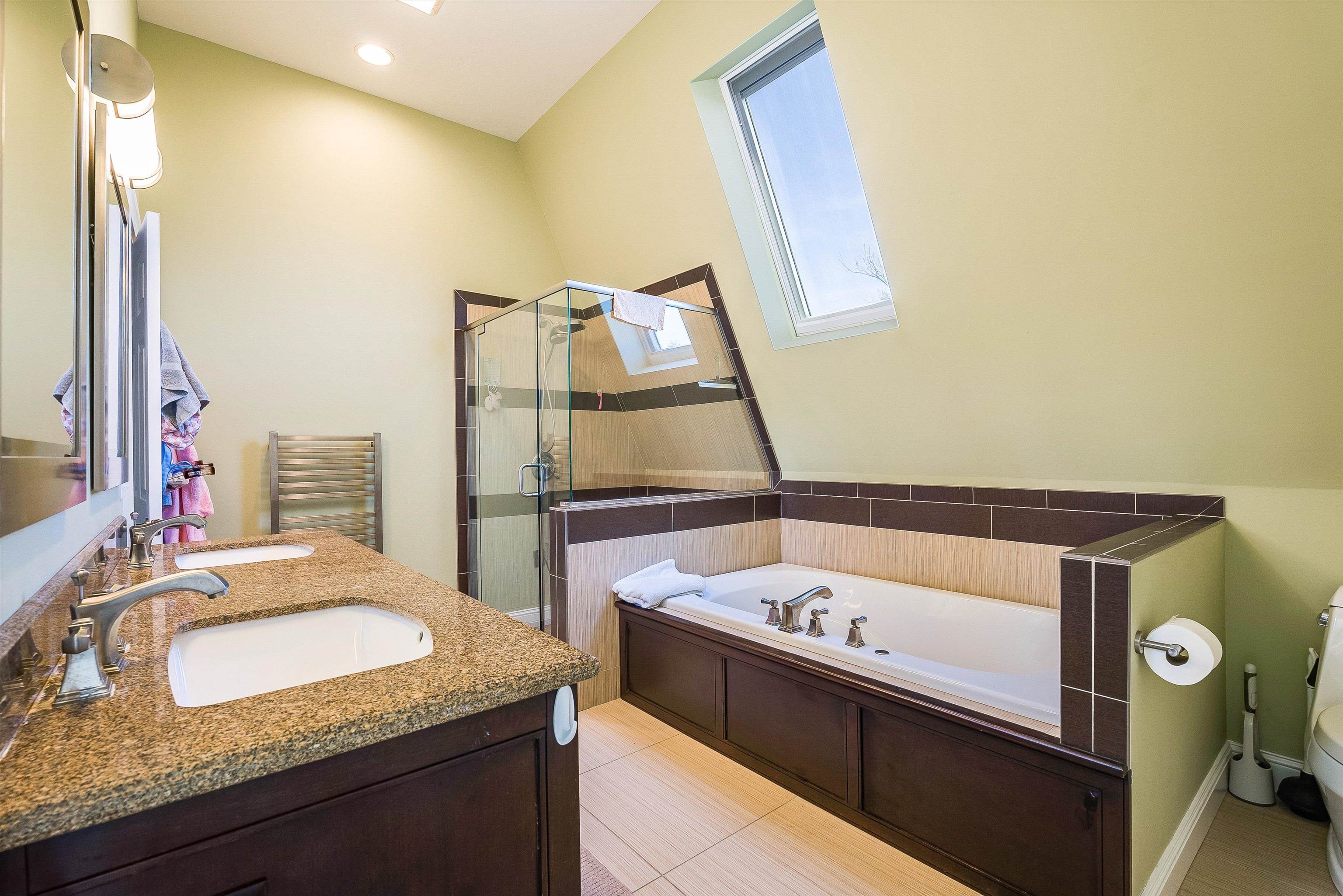 1335 COURTNEY LN, ELKTON, Virginia 22827, 6 Bedrooms Bedrooms, ,4 BathroomsBathrooms,Residential,1335 COURTNEY LN,675776 MLS # 675776