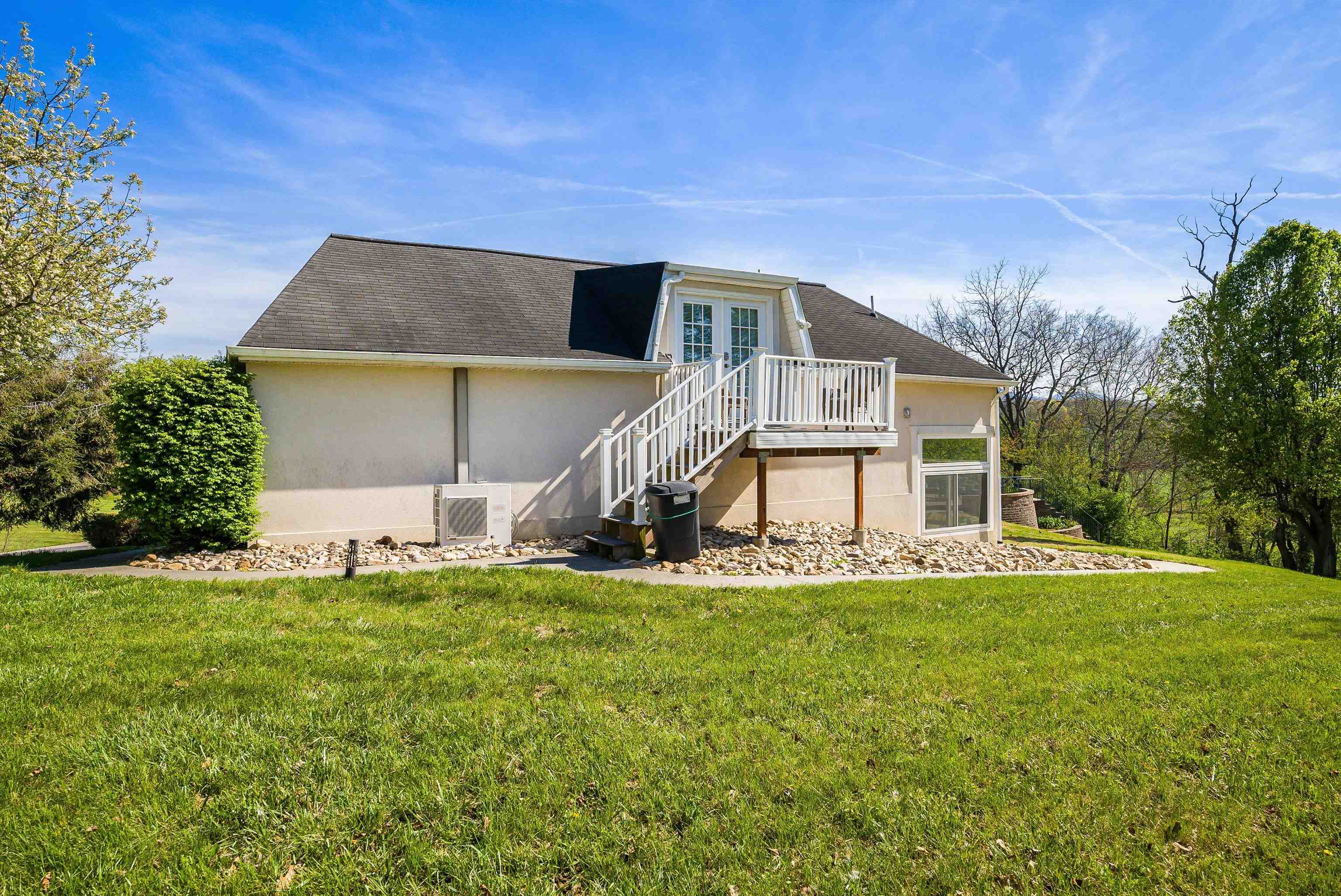 1335 COURTNEY LN, ELKTON, Virginia 22827, 6 Bedrooms Bedrooms, ,4 BathroomsBathrooms,Residential,1335 COURTNEY LN,675776 MLS # 675776