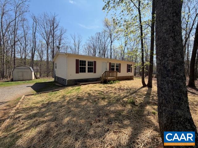 319 IVY RD, HOWARDSVILLE, Virginia 24562, 3 Bedrooms Bedrooms, ,2 BathroomsBathrooms,Residential,Beautiful Ranch - Style home with modern updates.,319 IVY RD,675777 MLS # 675777