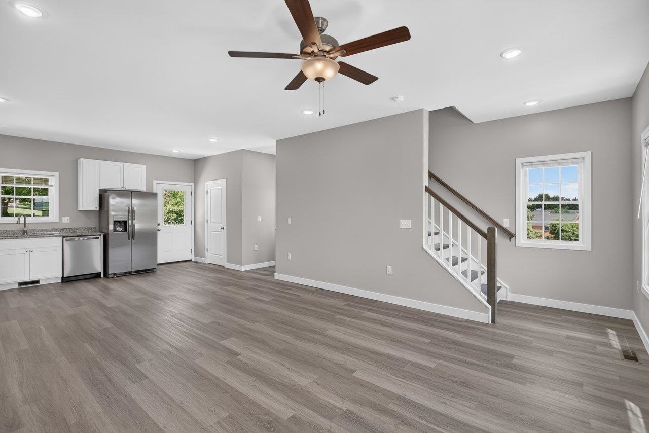 105 WILLOWSTONE CT, HARRISONBURG, Virginia 22801, 2 Bedrooms Bedrooms, ,2 BathroomsBathrooms,Residential,Pleasant Hill Townhomes,105 WILLOWSTONE CT,675778 MLS # 675778
