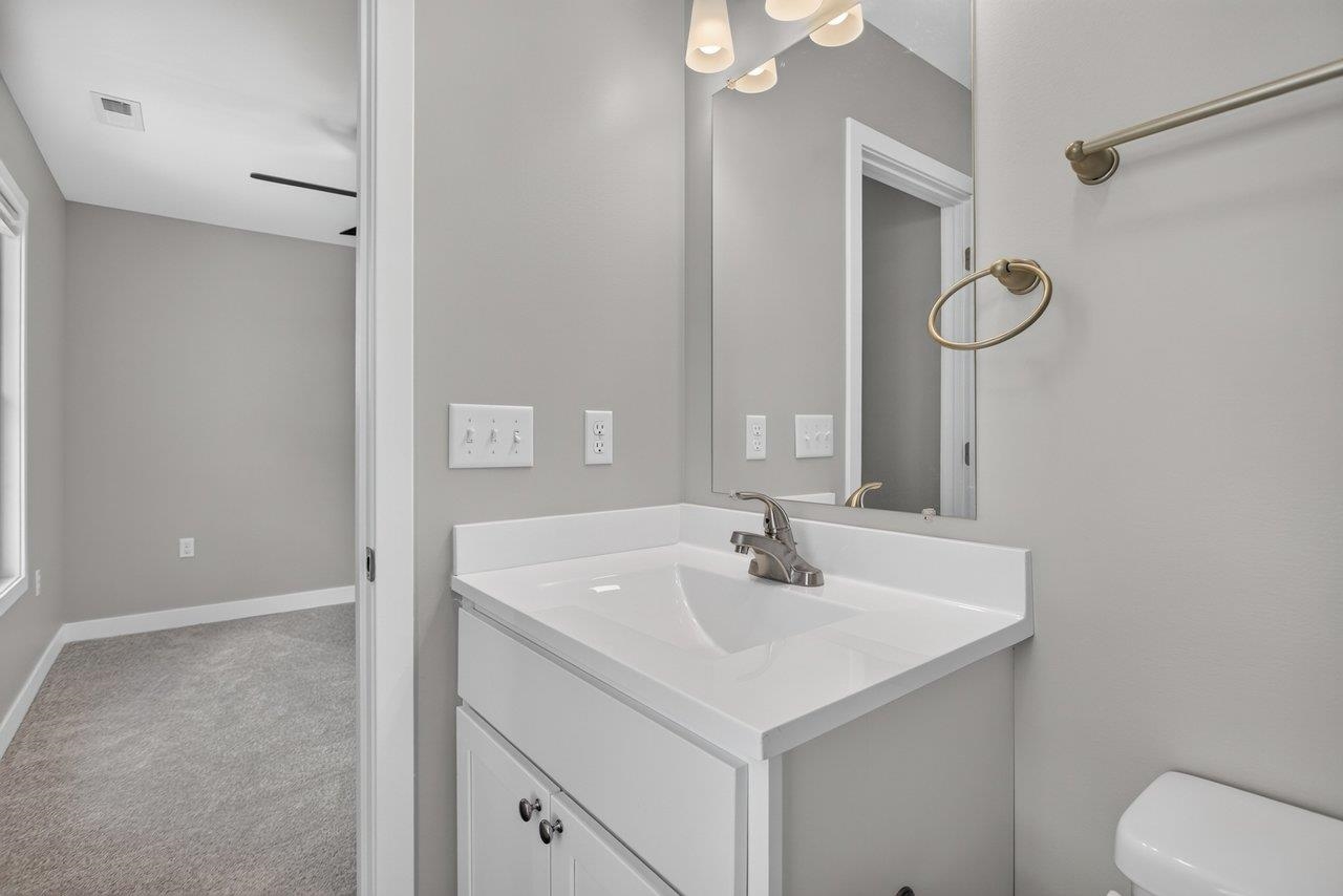105 WILLOWSTONE CT, HARRISONBURG, Virginia 22801, 2 Bedrooms Bedrooms, ,2 BathroomsBathrooms,Residential,Pleasant Hill Townhomes,105 WILLOWSTONE CT,675778 MLS # 675778