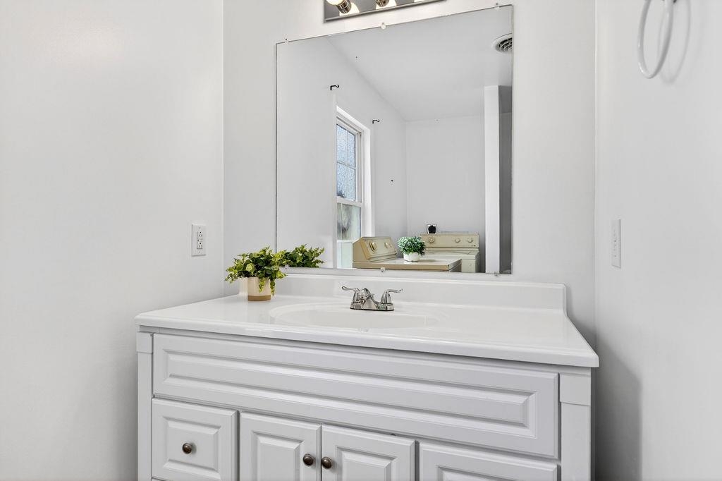 298 HUNDLEY DISTILLERY RD, CHURCHVILLE, Virginia 24421, 3 Bedrooms Bedrooms, ,2 BathroomsBathrooms,Residential,298 HUNDLEY DISTILLERY RD,675780 MLS # 675780