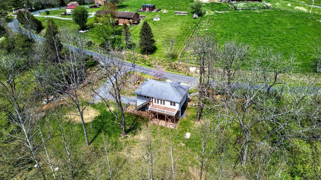 298 HUNDLEY DISTILLERY RD, CHURCHVILLE, Virginia 24421, 3 Bedrooms Bedrooms, ,2 BathroomsBathrooms,Residential,298 HUNDLEY DISTILLERY RD,675780 MLS # 675780