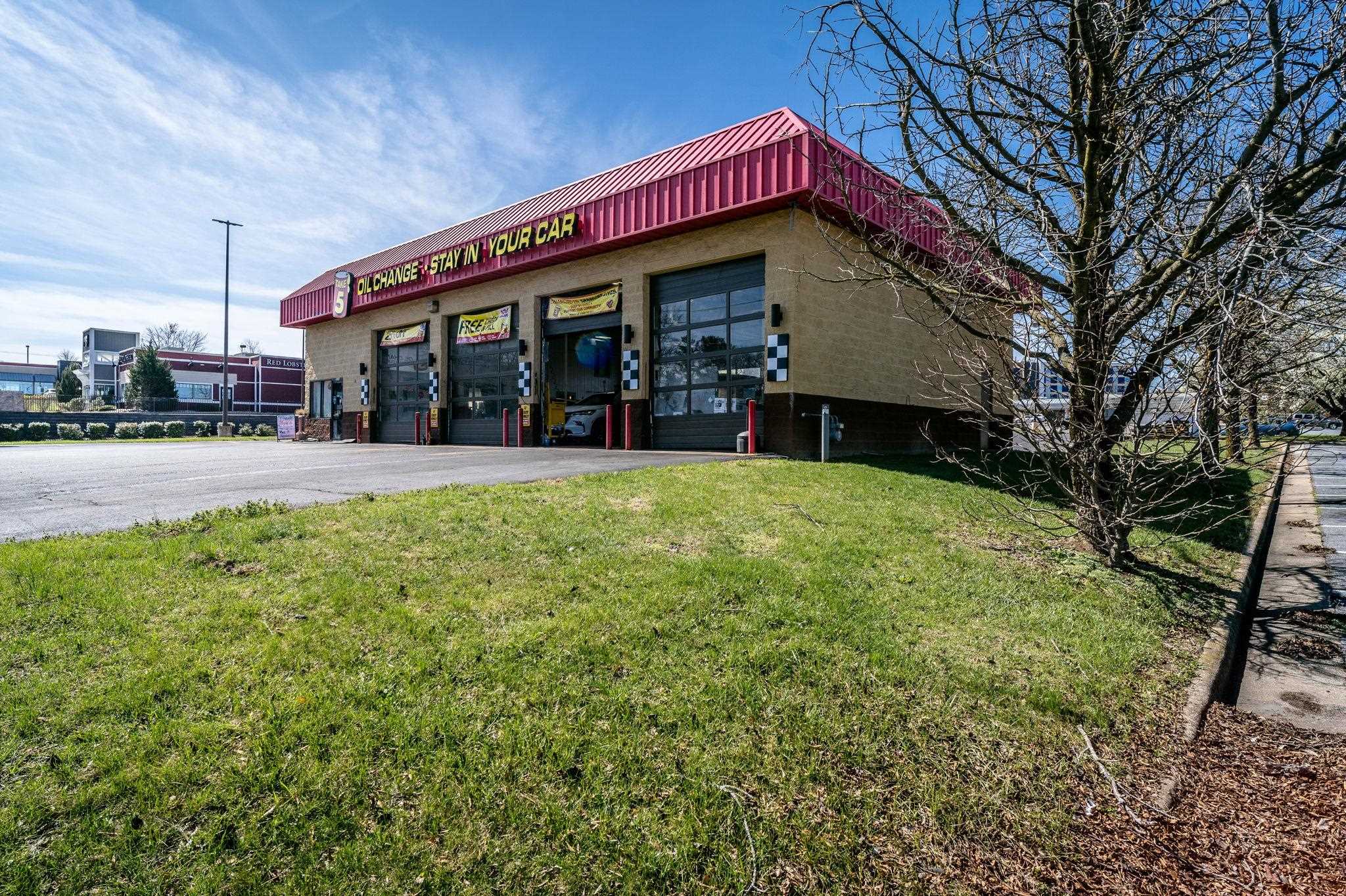 2075 E MARKET ST, HARRISONBURG, Virginia 22801, ,Commercial,2075 E MARKET ST,675788 MLS # 675788