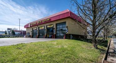 2075 E MARKET ST, HARRISONBURG, Virginia 22801, ,Commercial,2075 E MARKET ST,675788 MLS # 675788