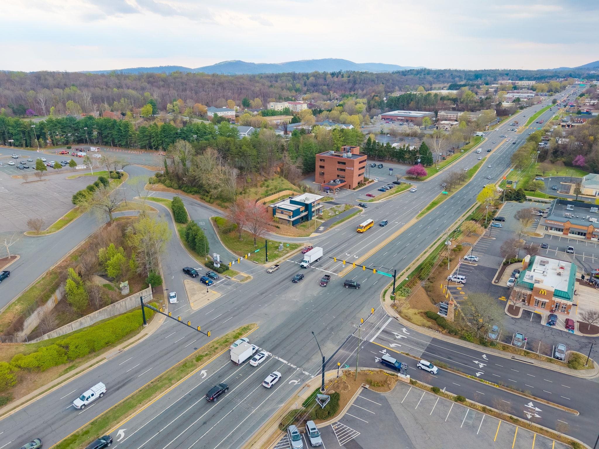 1431 SEMINOLE TRL, CHARLOTTESVILLE, Virginia 22901, ,Commercial,1431 SEMINOLE TRL,675792 MLS # 675792