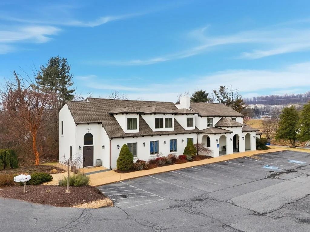 2704 SPOTSWOOD TRL, ROCKINGHAM, Virginia 22801, ,Commercial,2704 SPOTSWOOD TRL,675800 MLS # 675800