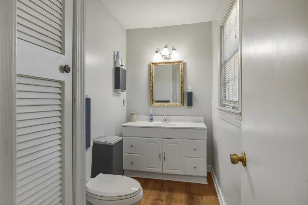 2704 SPOTSWOOD TRL, ROCKINGHAM, Virginia 22801, ,Commercial,2704 SPOTSWOOD TRL,675800 MLS # 675800