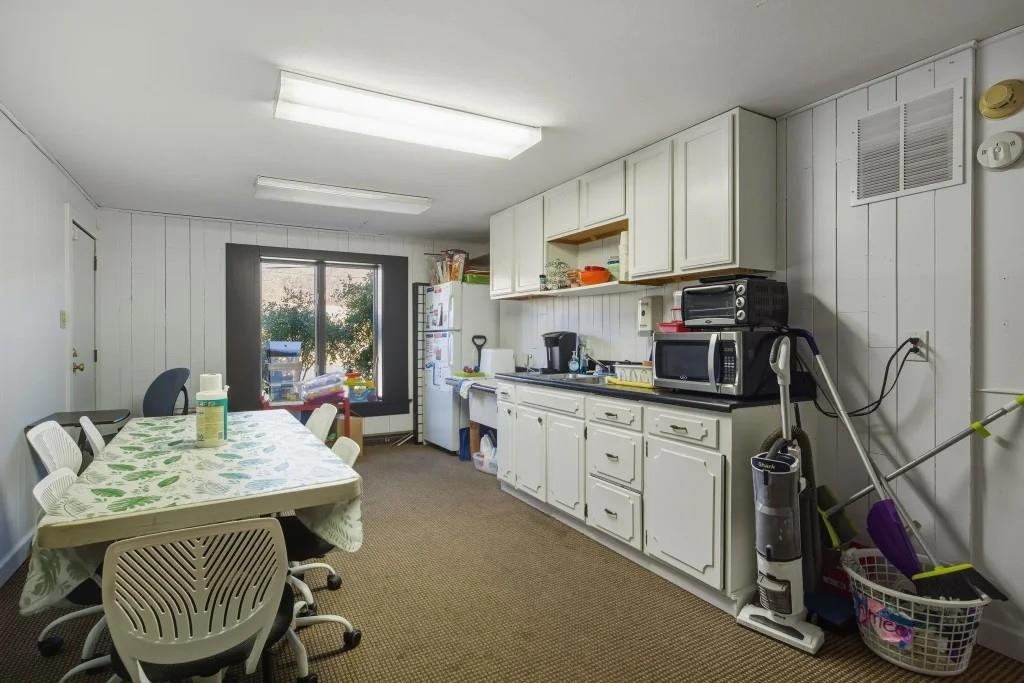 2704 SPOTSWOOD TRL, ROCKINGHAM, Virginia 22801, ,Commercial,2704 SPOTSWOOD TRL,675800 MLS # 675800