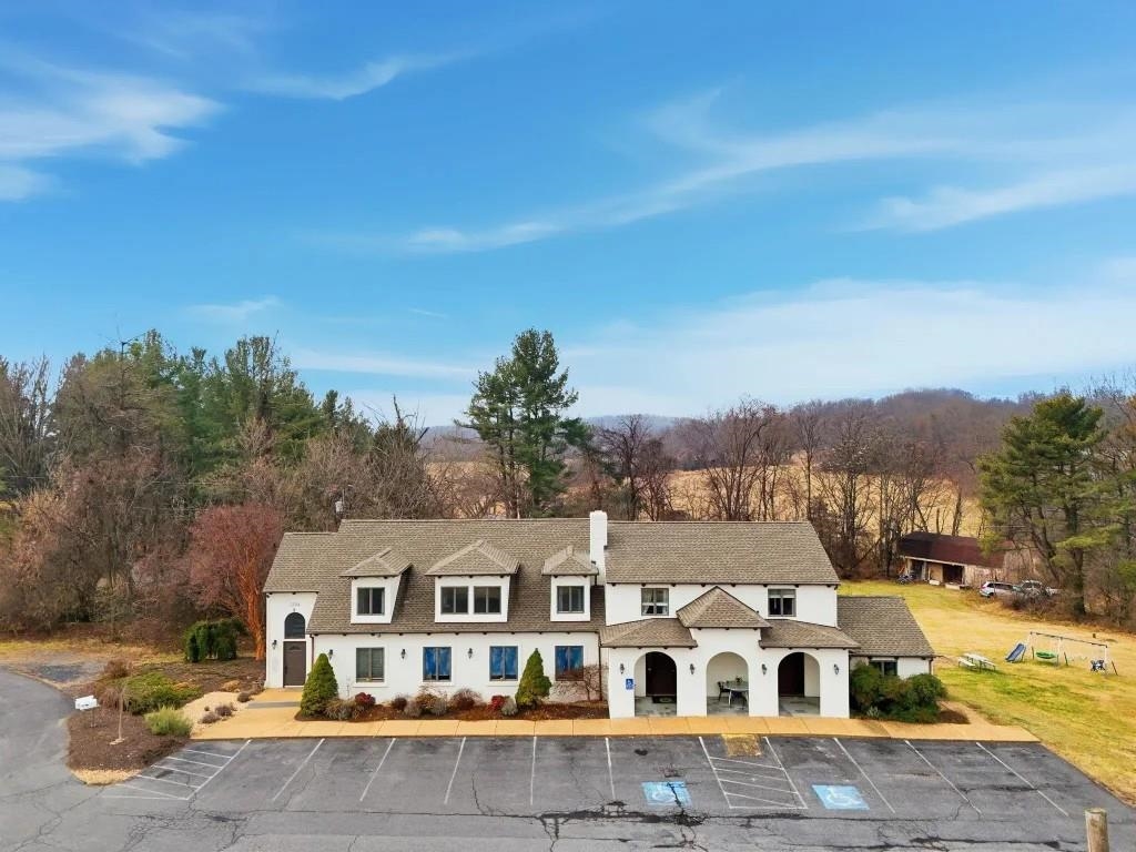 2704 SPOTSWOOD TRL, ROCKINGHAM, Virginia 22801, ,Commercial,2704 SPOTSWOOD TRL,675800 MLS # 675800