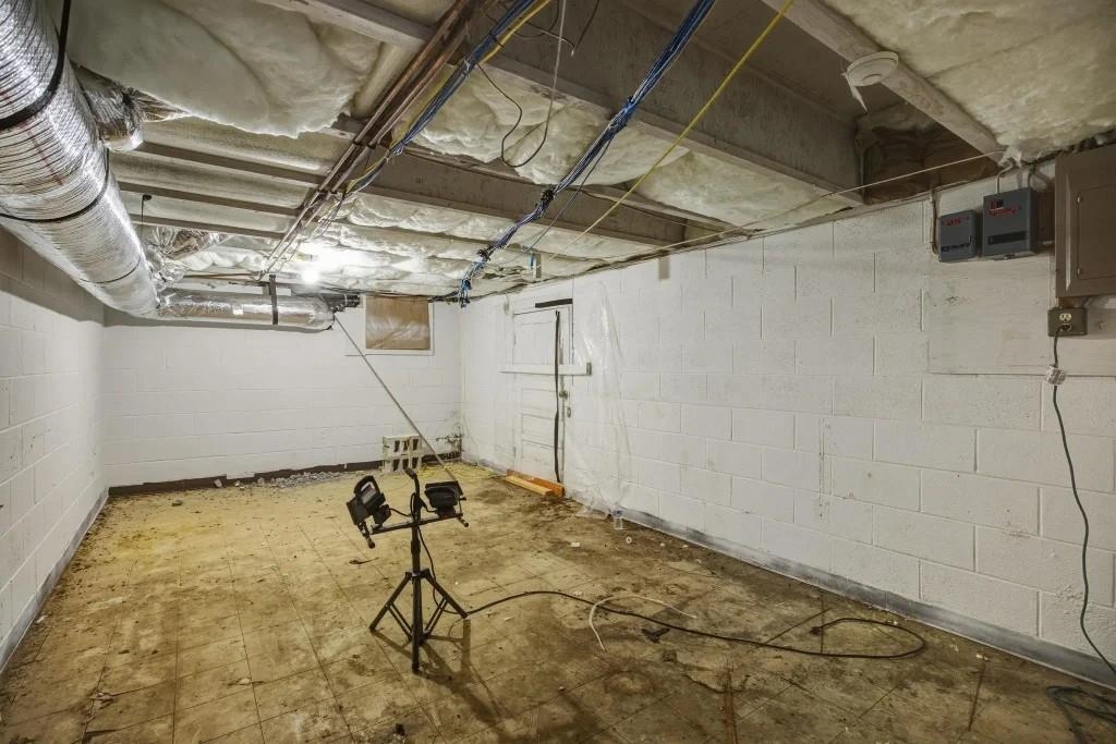 2704 SPOTSWOOD TRL, ROCKINGHAM, Virginia 22801, ,Commercial,2704 SPOTSWOOD TRL,675800 MLS # 675800