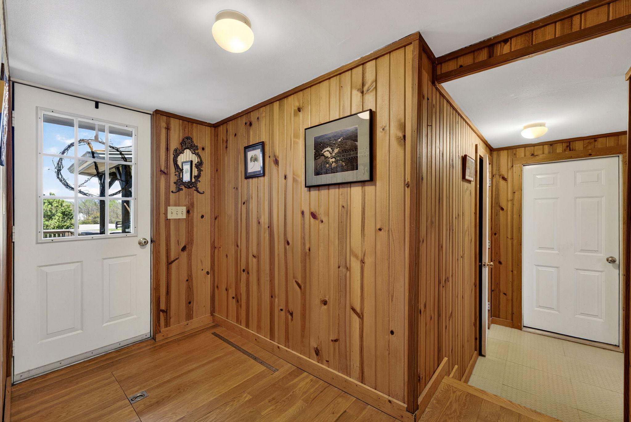 9529 SPERRYVILLE PIKE, CULPEPER, Virginia 22701, 4 Bedrooms Bedrooms, ,2 BathroomsBathrooms,Residential,9529 SPERRYVILLE PIKE,VACU2012820 MLS # VACU2012820