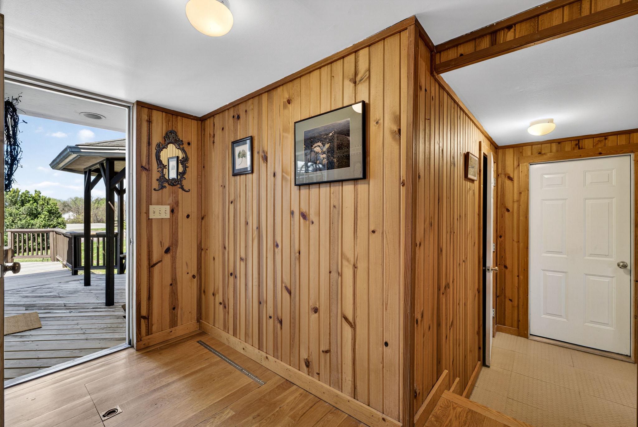 9529 SPERRYVILLE PIKE, CULPEPER, Virginia 22701, 4 Bedrooms Bedrooms, ,2 BathroomsBathrooms,Residential,9529 SPERRYVILLE PIKE,VACU2012820 MLS # VACU2012820