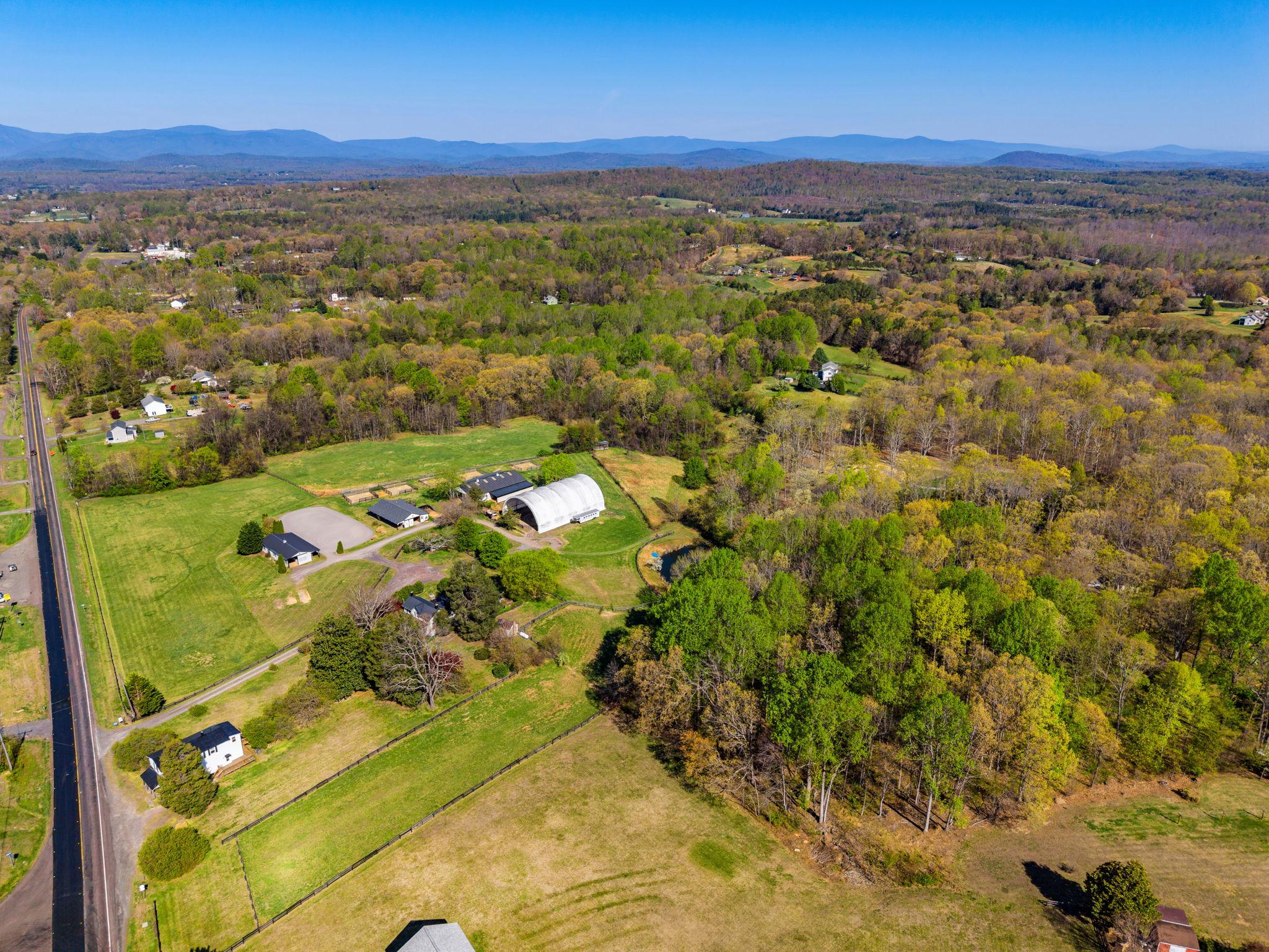 9529 SPERRYVILLE PIKE, CULPEPER, Virginia 22701, 4 Bedrooms Bedrooms, ,2 BathroomsBathrooms,Residential,9529 SPERRYVILLE PIKE,VACU2012820 MLS # VACU2012820
