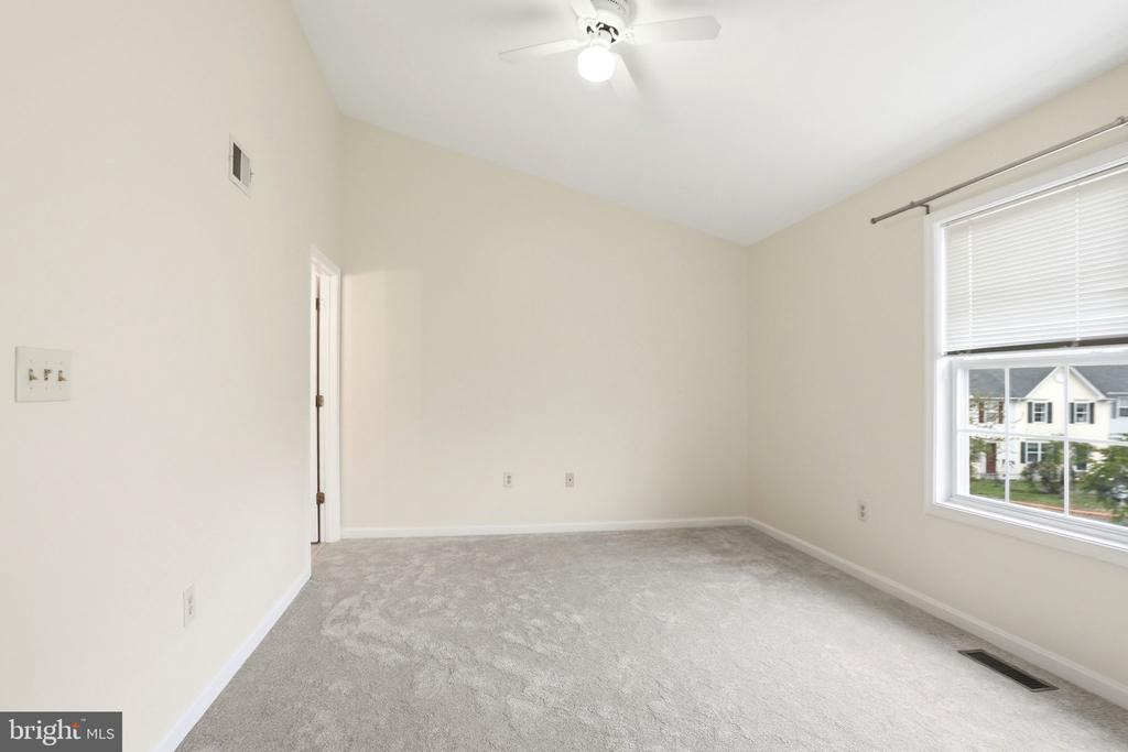 541 HIGHLAND TOWNE LN, WARRENTON, Virginia 20186, 2 Bedrooms Bedrooms, ,2 BathroomsBathrooms,Residential,541 HIGHLAND TOWNE LN,VAFQ2020292 MLS # VAFQ2020292